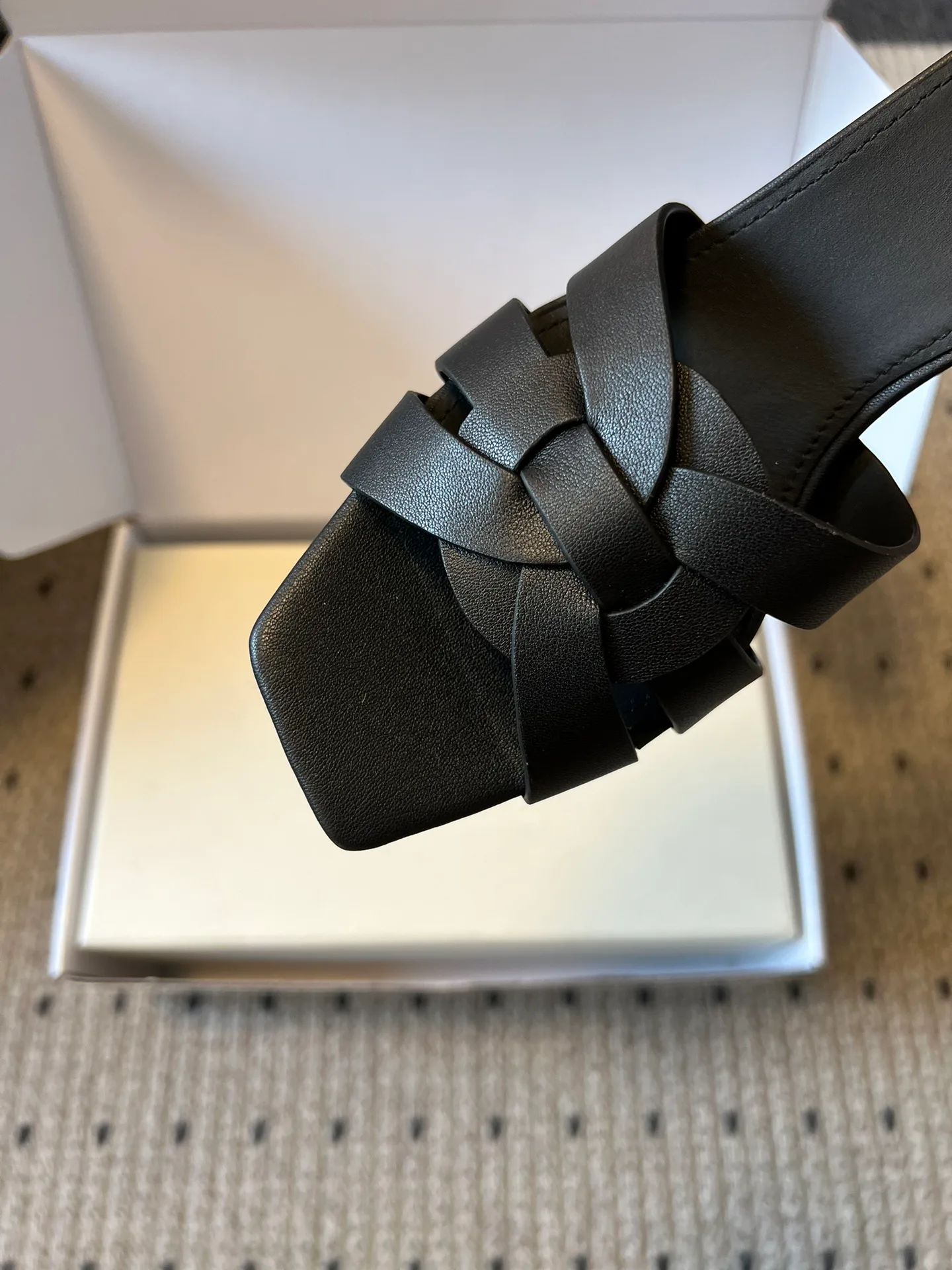 Босоножки Женские Saint Laurent 11239423