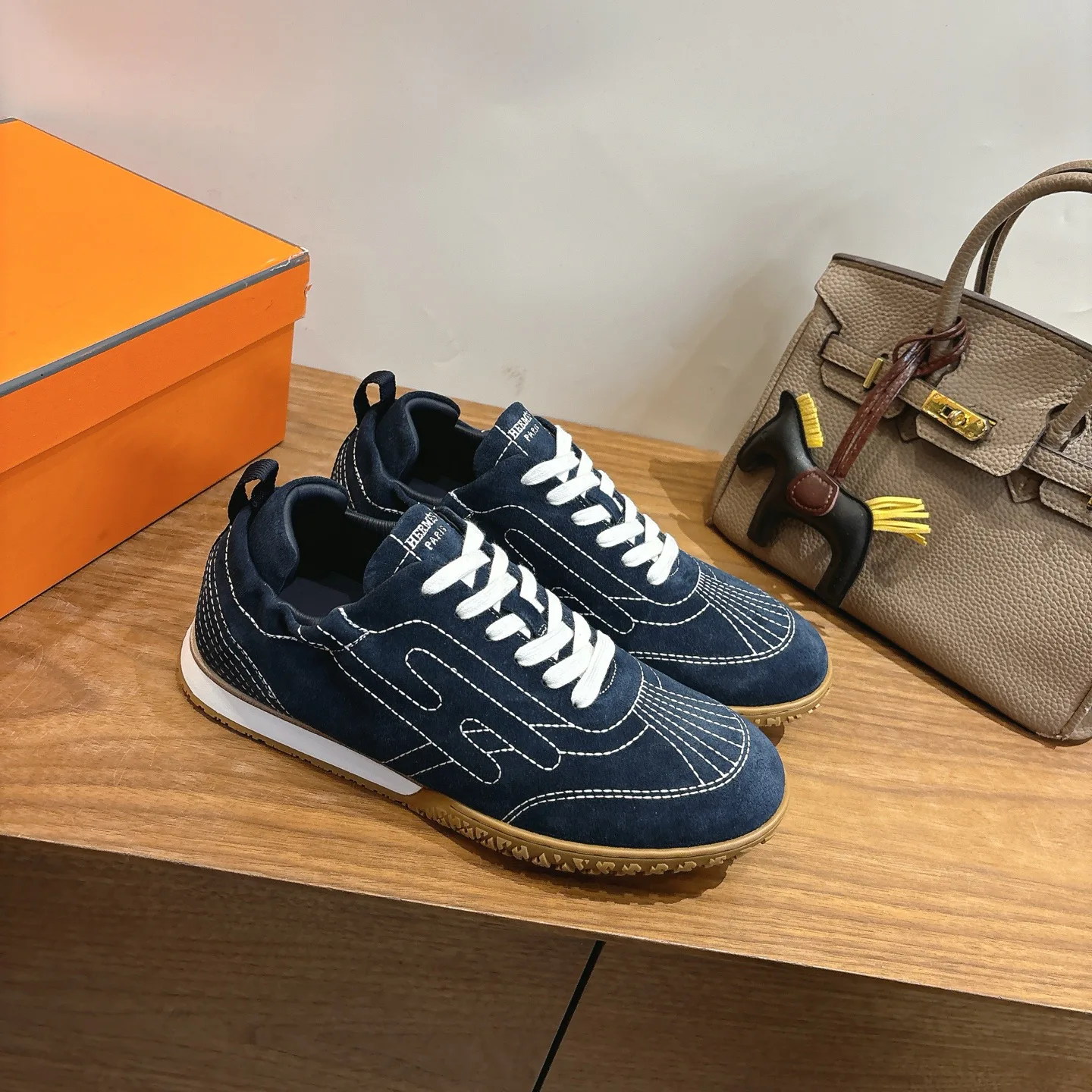 Кроссовки Женские Hermes 11891954