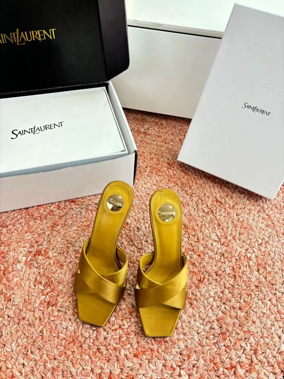 Босоножки Женские Saint Laurent 11660253