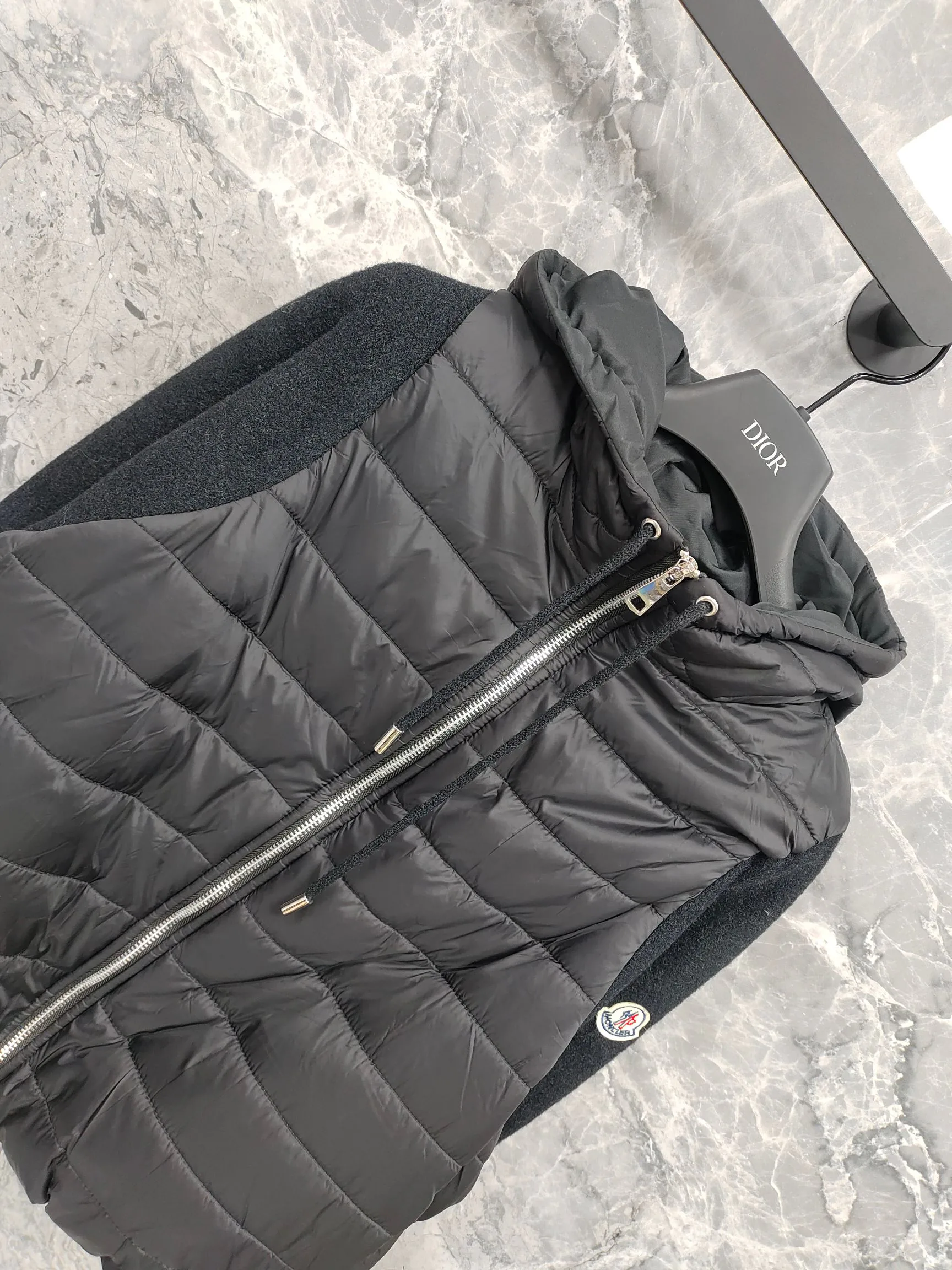 Куртки И Пуховики Женские Moncler 18743551