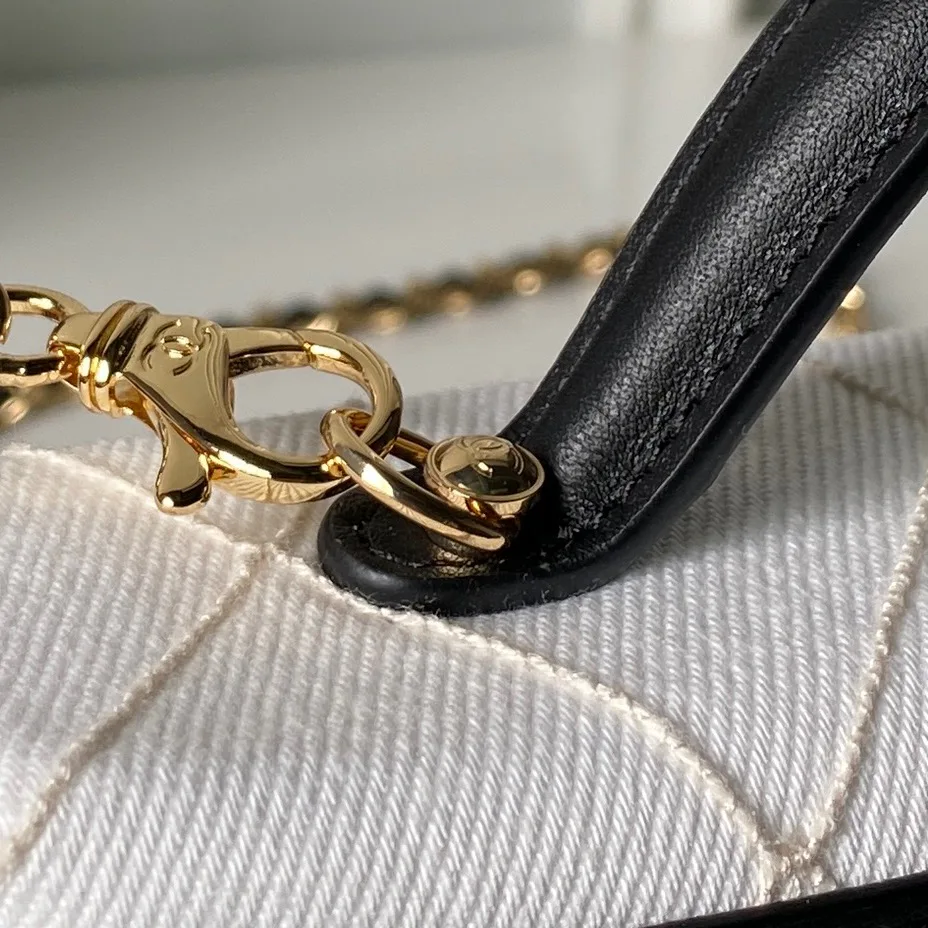 Классические Сумки Женские Chanel 17827308