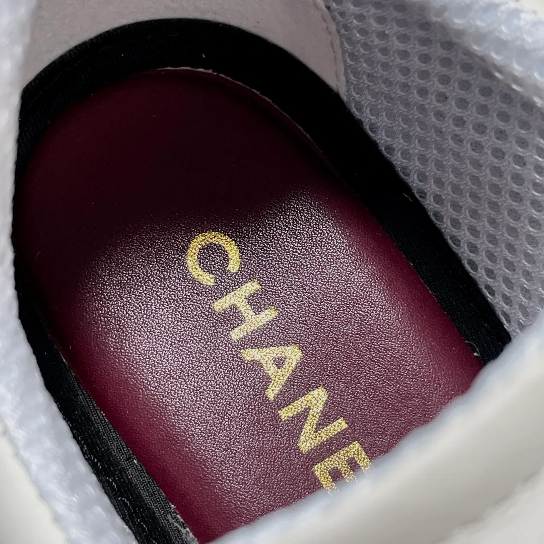 Кроссовки Женские Chanel 18000595
