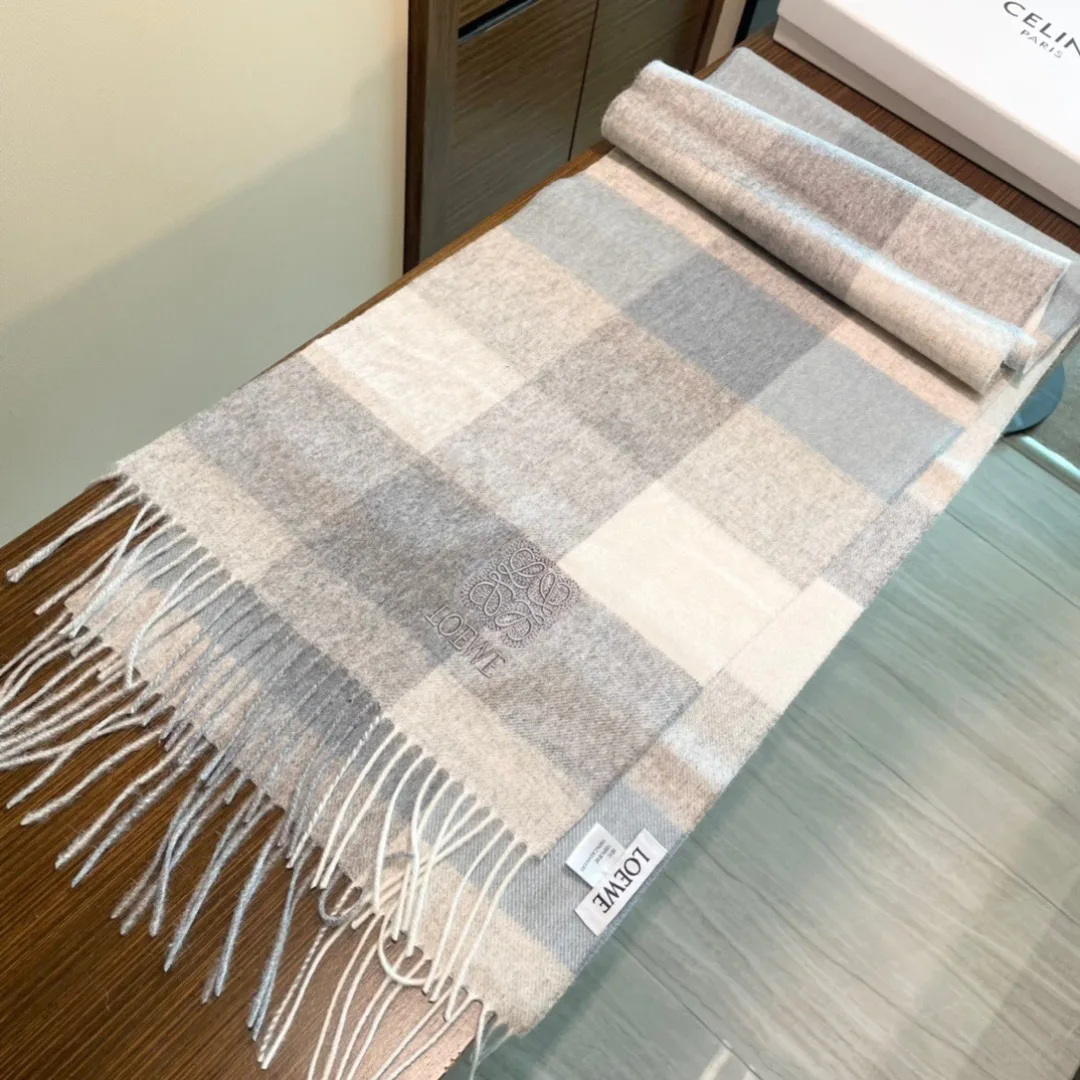 Шарфы Loewe 588258