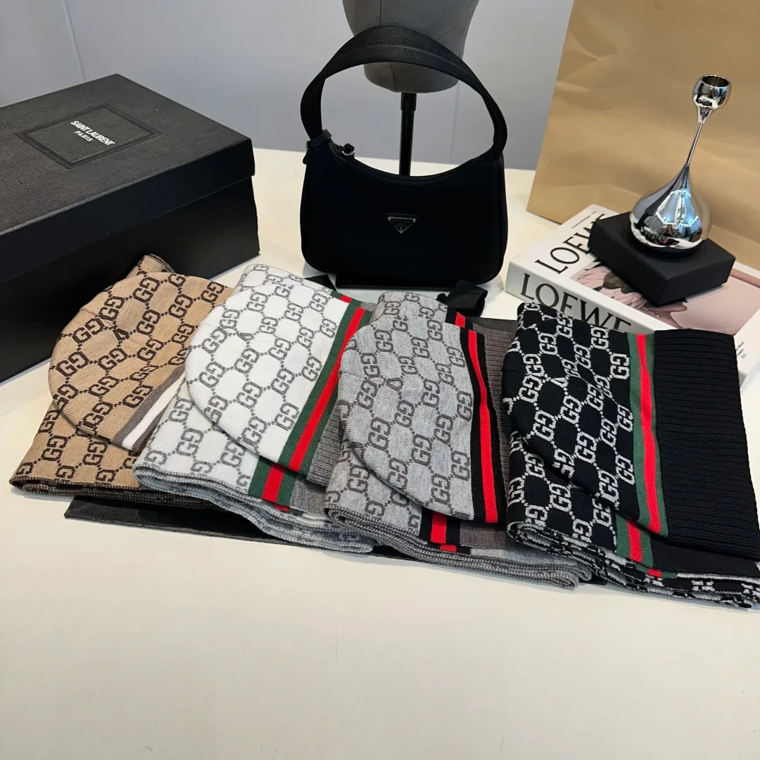 Головные Уборы Gucci 420620