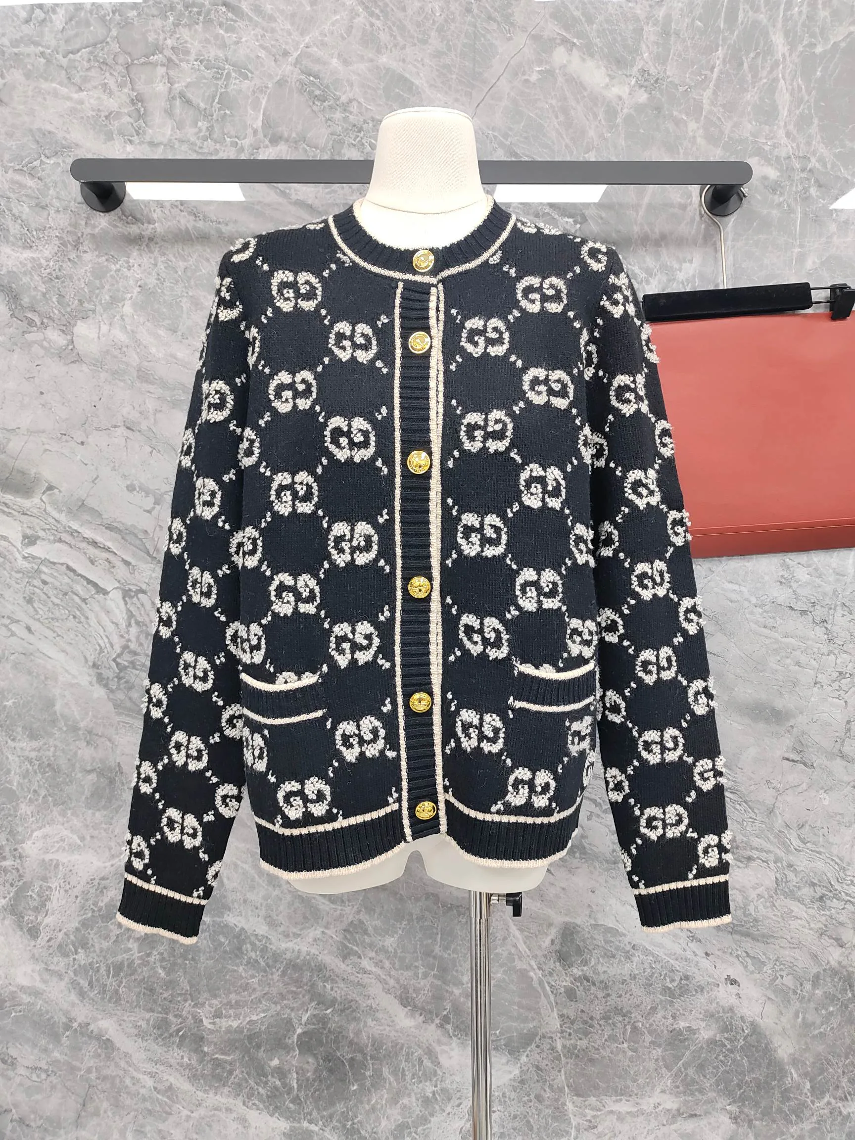 Джемперы И Свитеры Женские Gucci 18743566