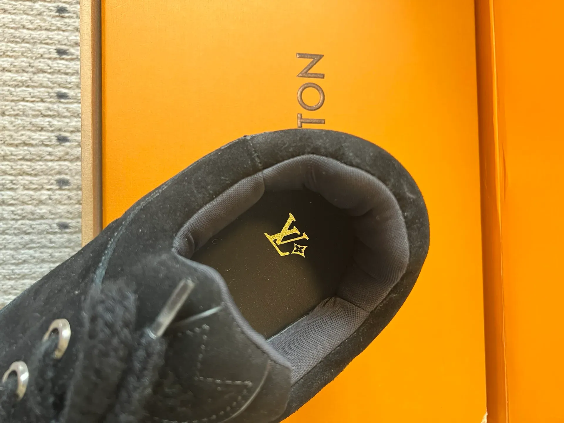 Кроссовки Женские Louis Vuitton 153608