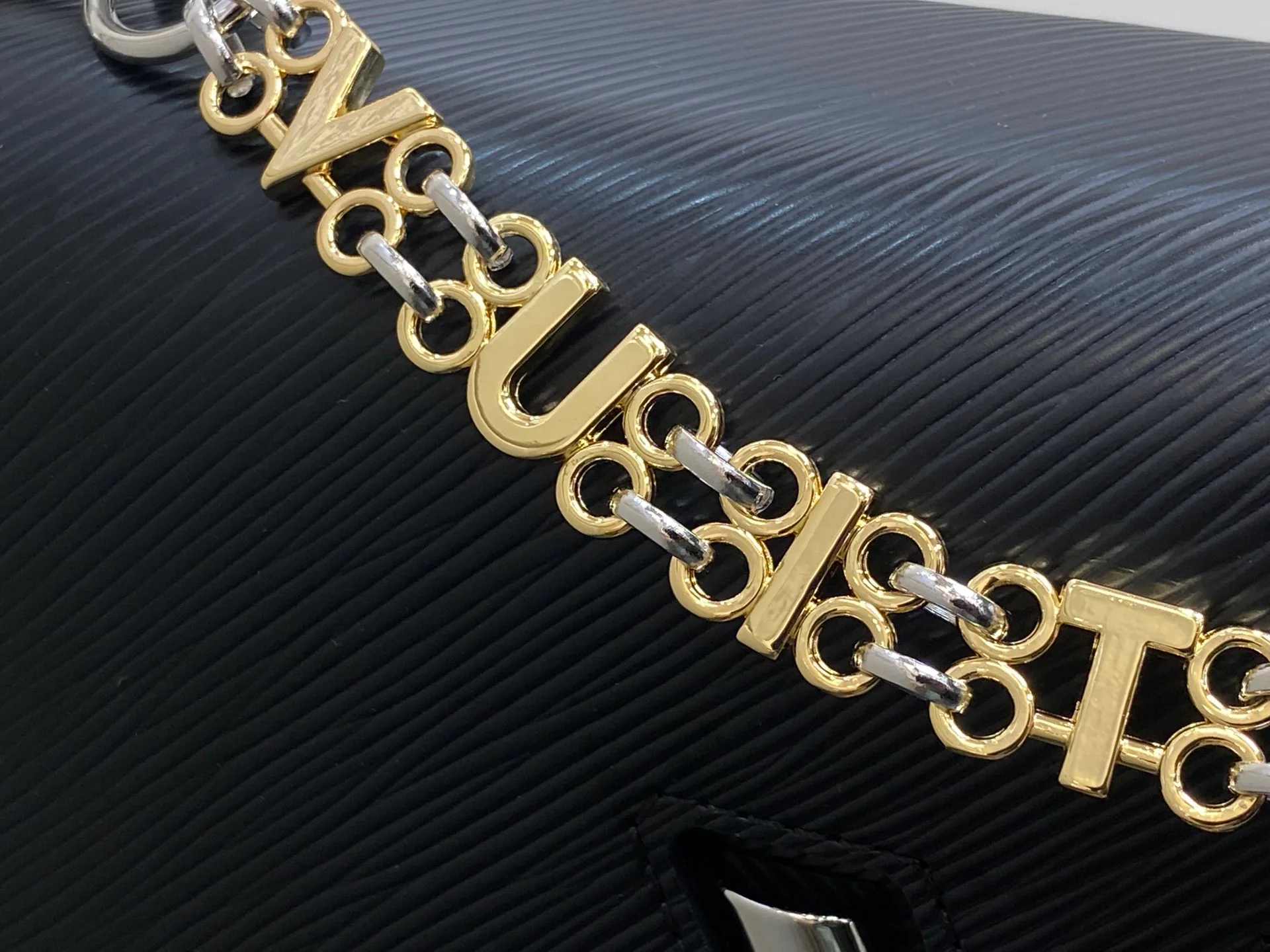 Сумки На Ремне Женские Louis Vuitton 10976