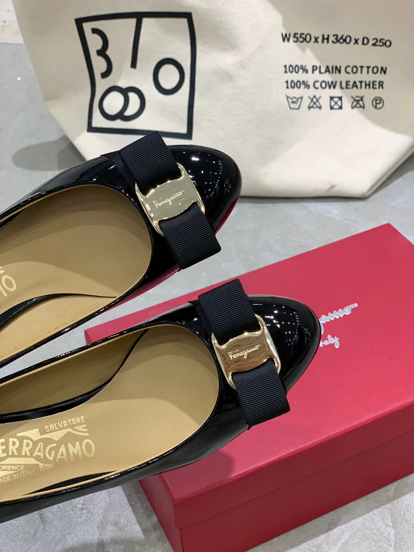 Туфли Женские Salvatore Ferragamo 18340724