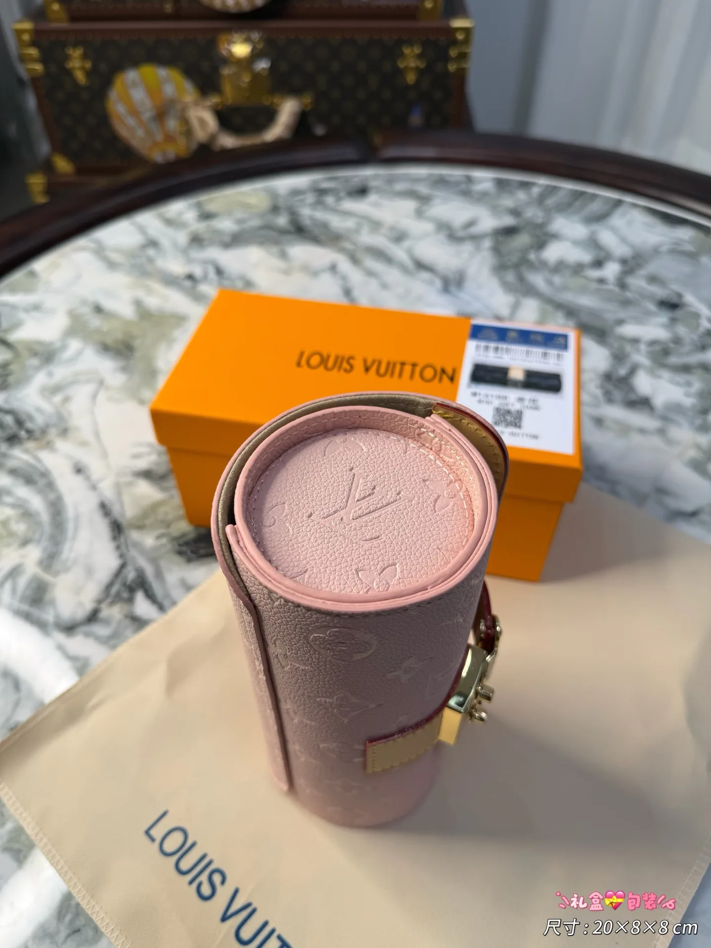 Текстиль Louis Vuitton 11568244