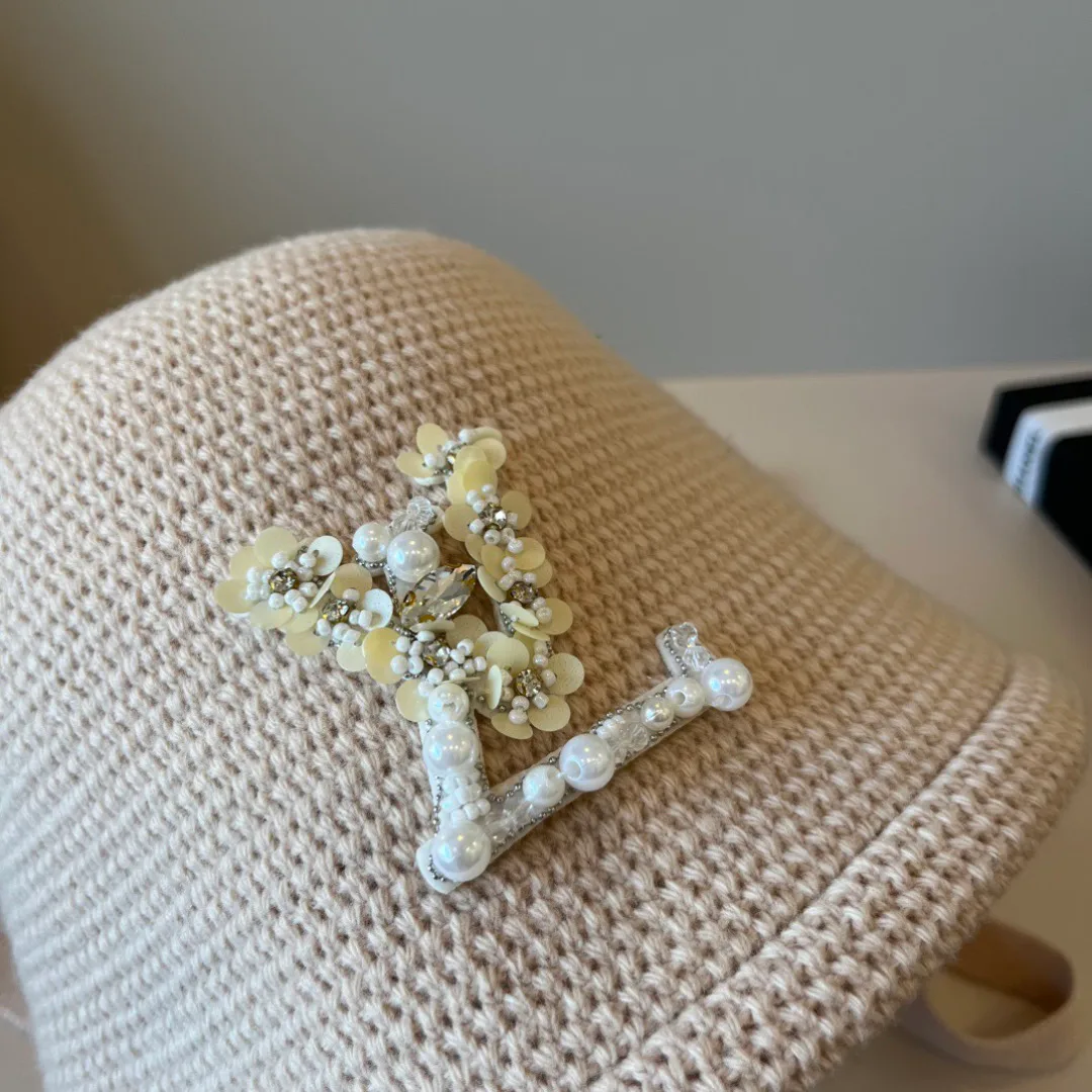 Головные Уборы Louis Vuitton 849136