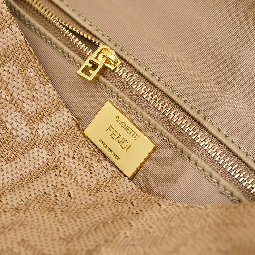 Сумки На Ремне Женские Fendi 513081