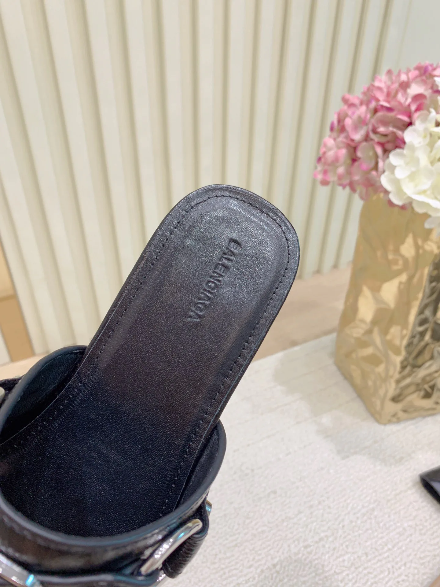 Шлепанцы Женские Balenciaga 1101785