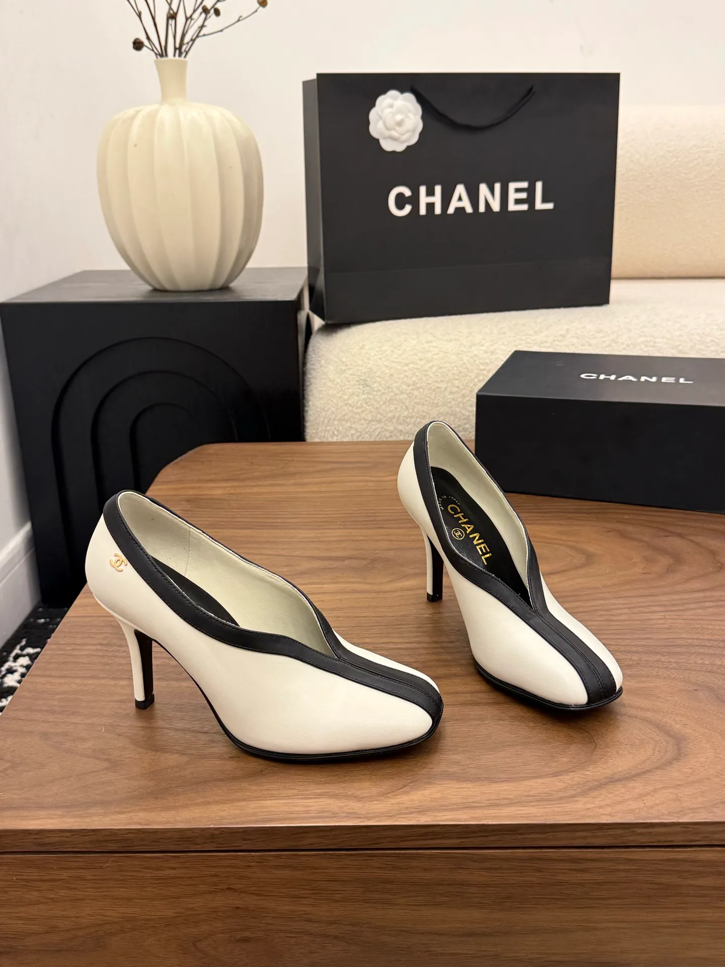 Туфли Женские Chanel 18275684