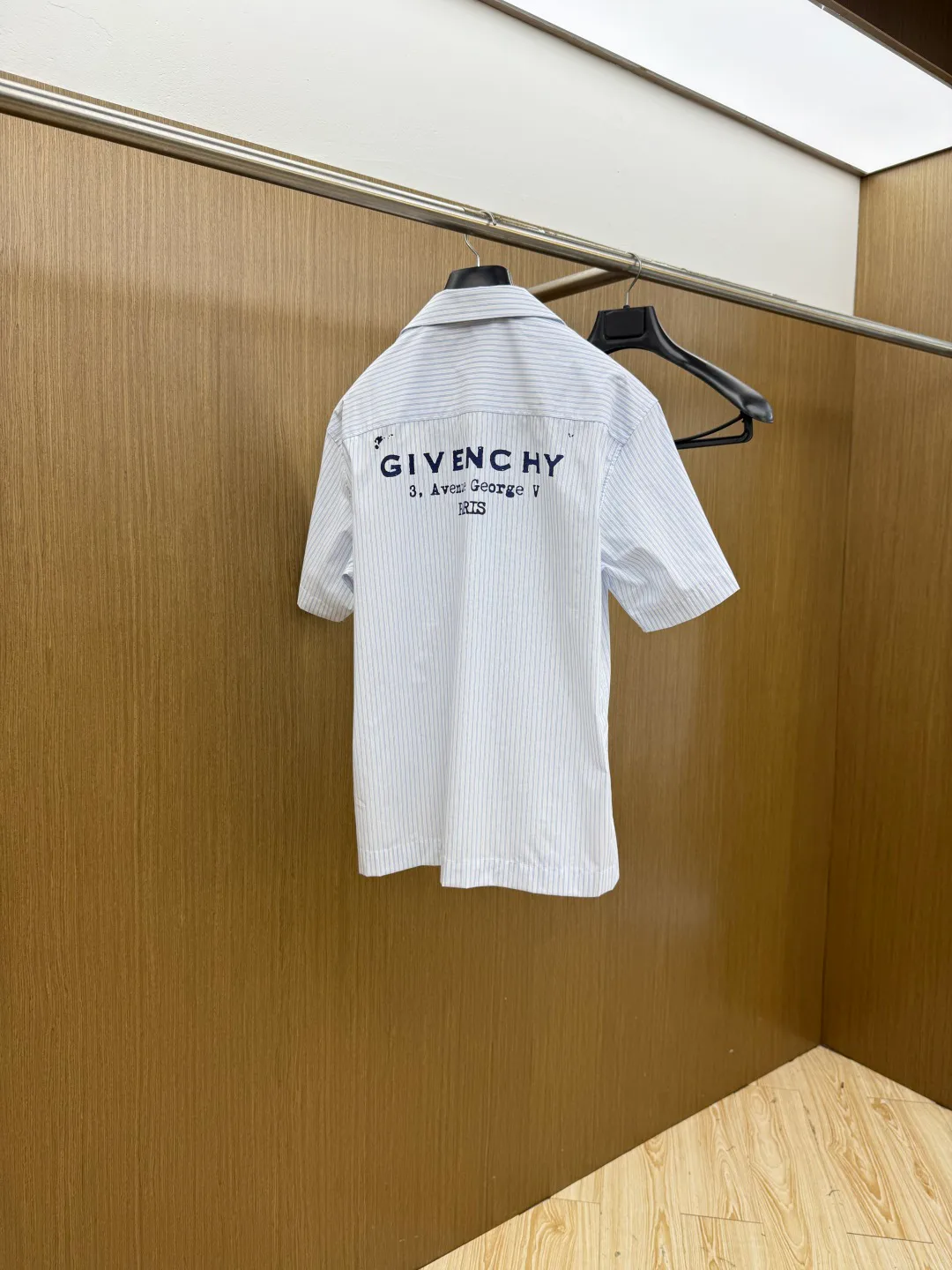 Рубашки Мужские Givenchy 18699206
