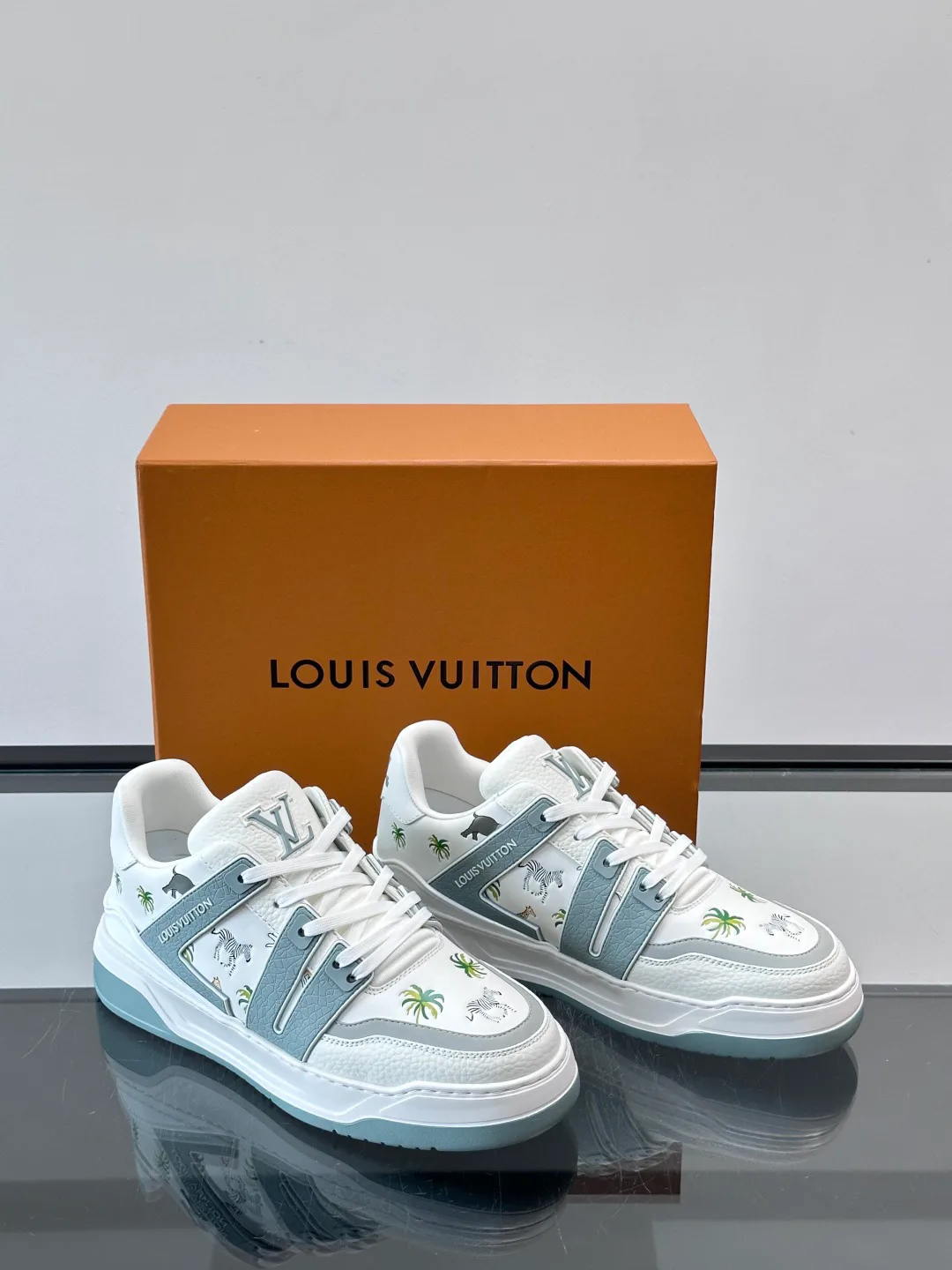 Кроссовки Мужские Louis Vuitton 13553753