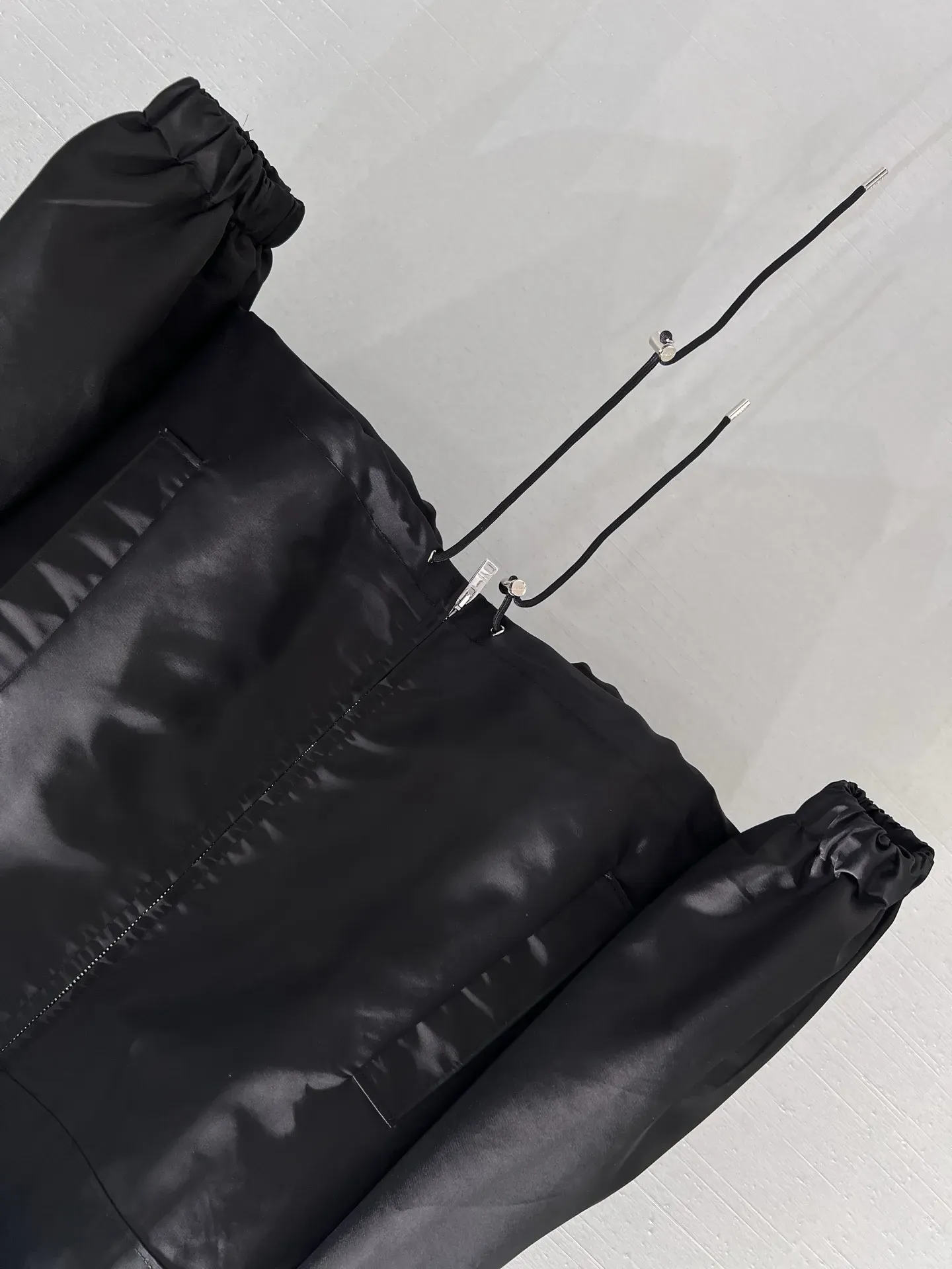 Куртки И Пуховики Женские Prada 680882