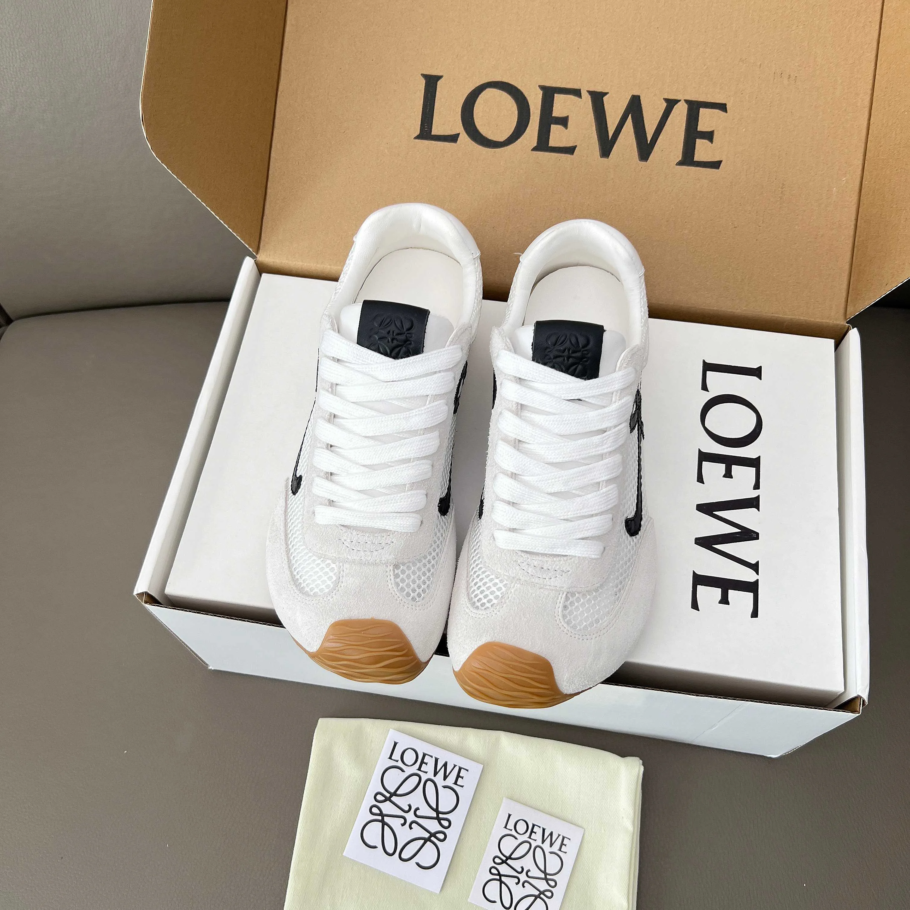 Кроссовки Женские Loewe 18011186