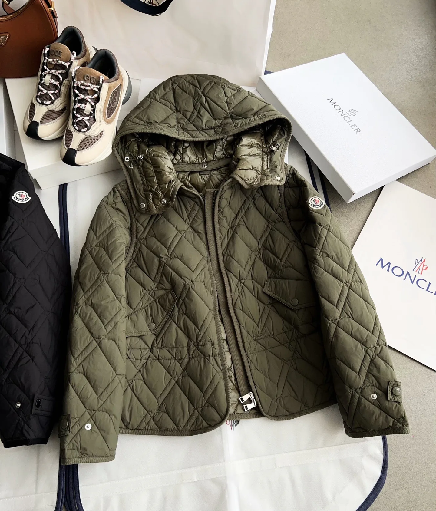 Куртки И Пуховики Женские Moncler 19527621