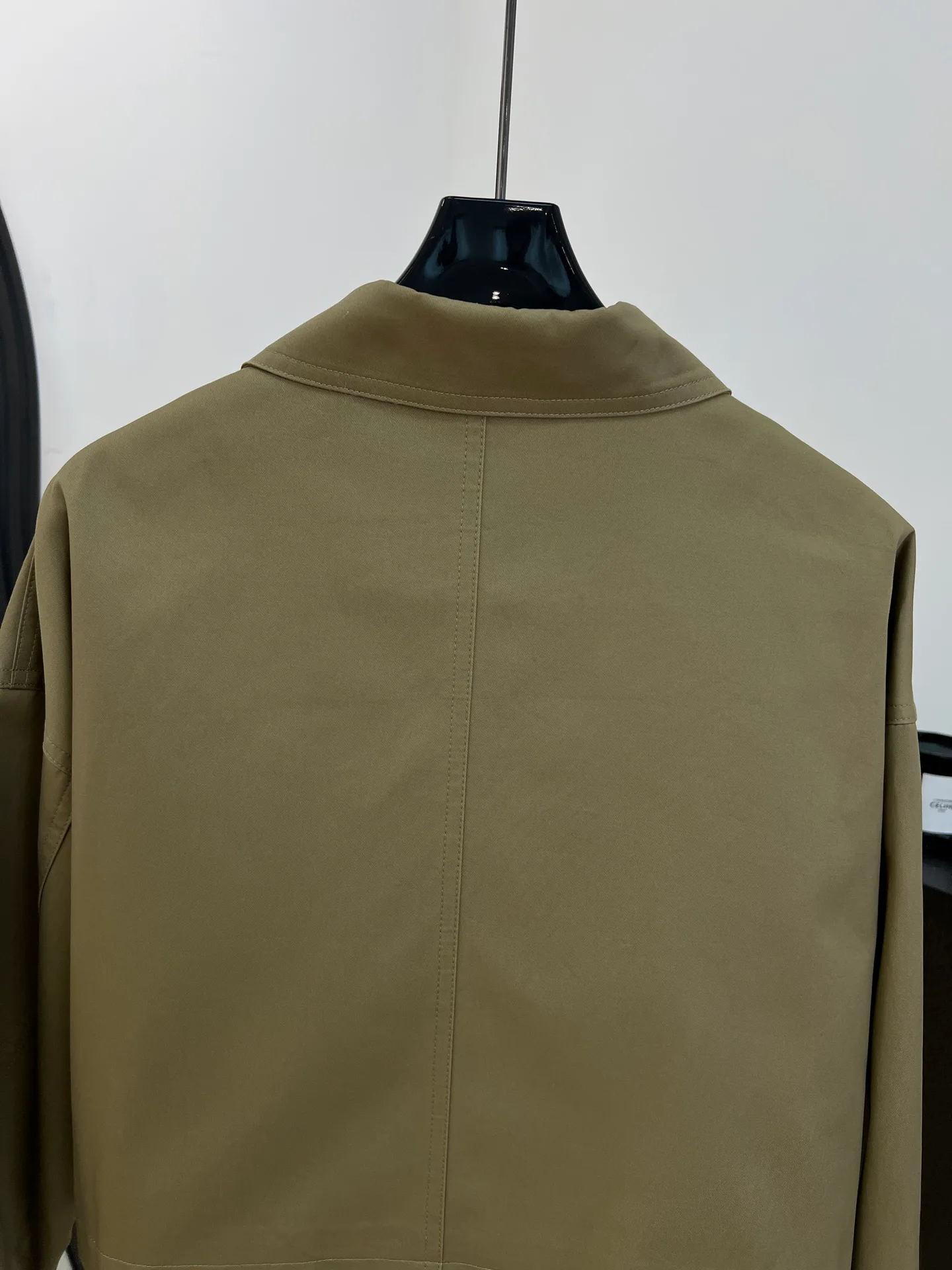 Куртки И Пуховики Женские Prada 18149663