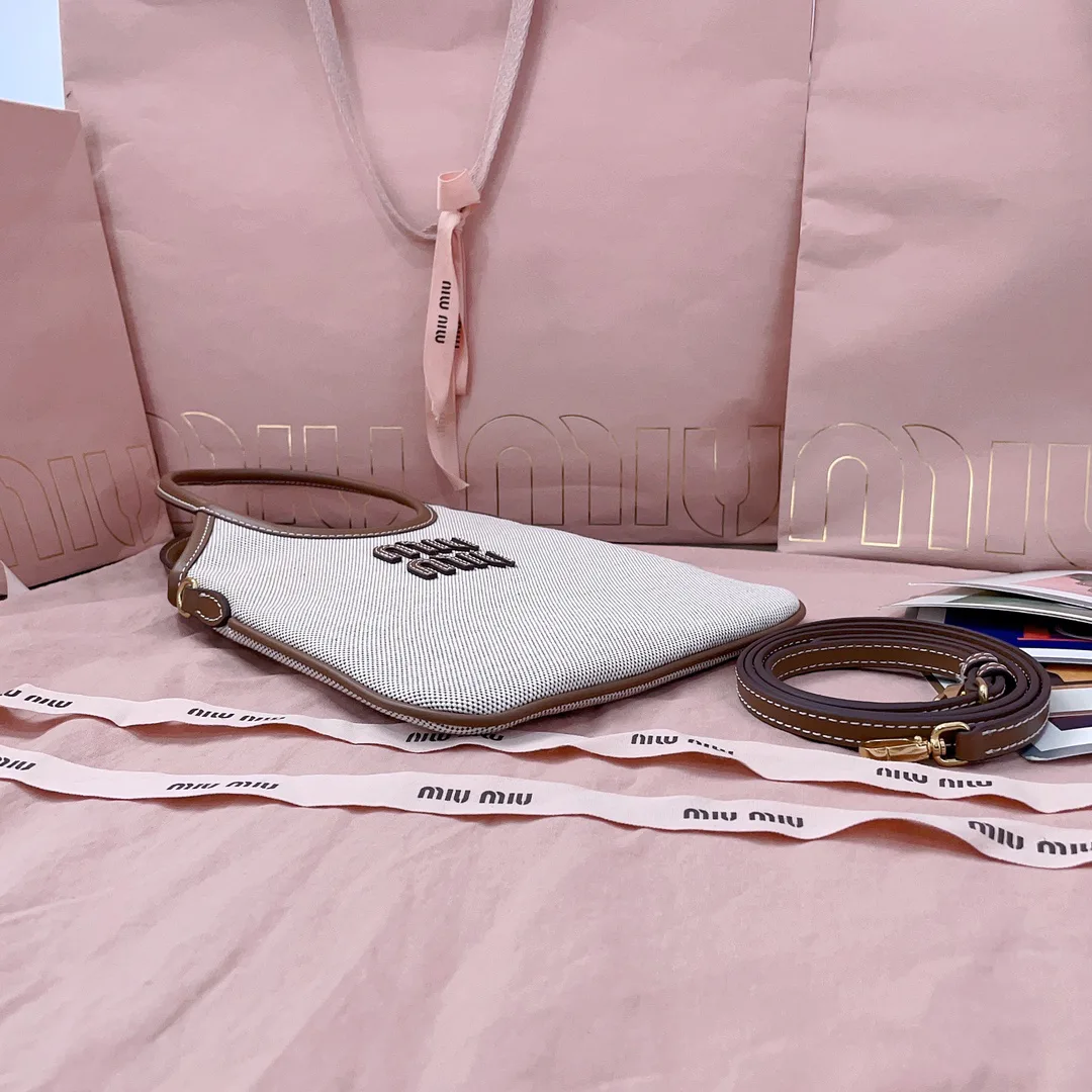 Классические Сумки Женские Miu Miu 17483317