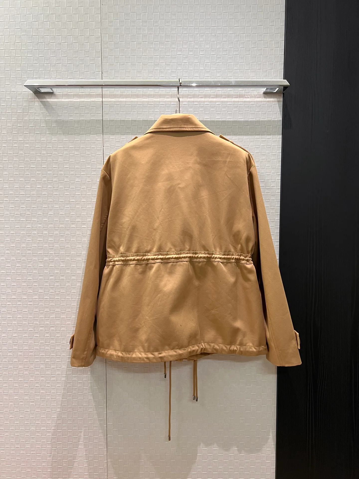 Куртки И Пуховики Женские Loewe 18150518