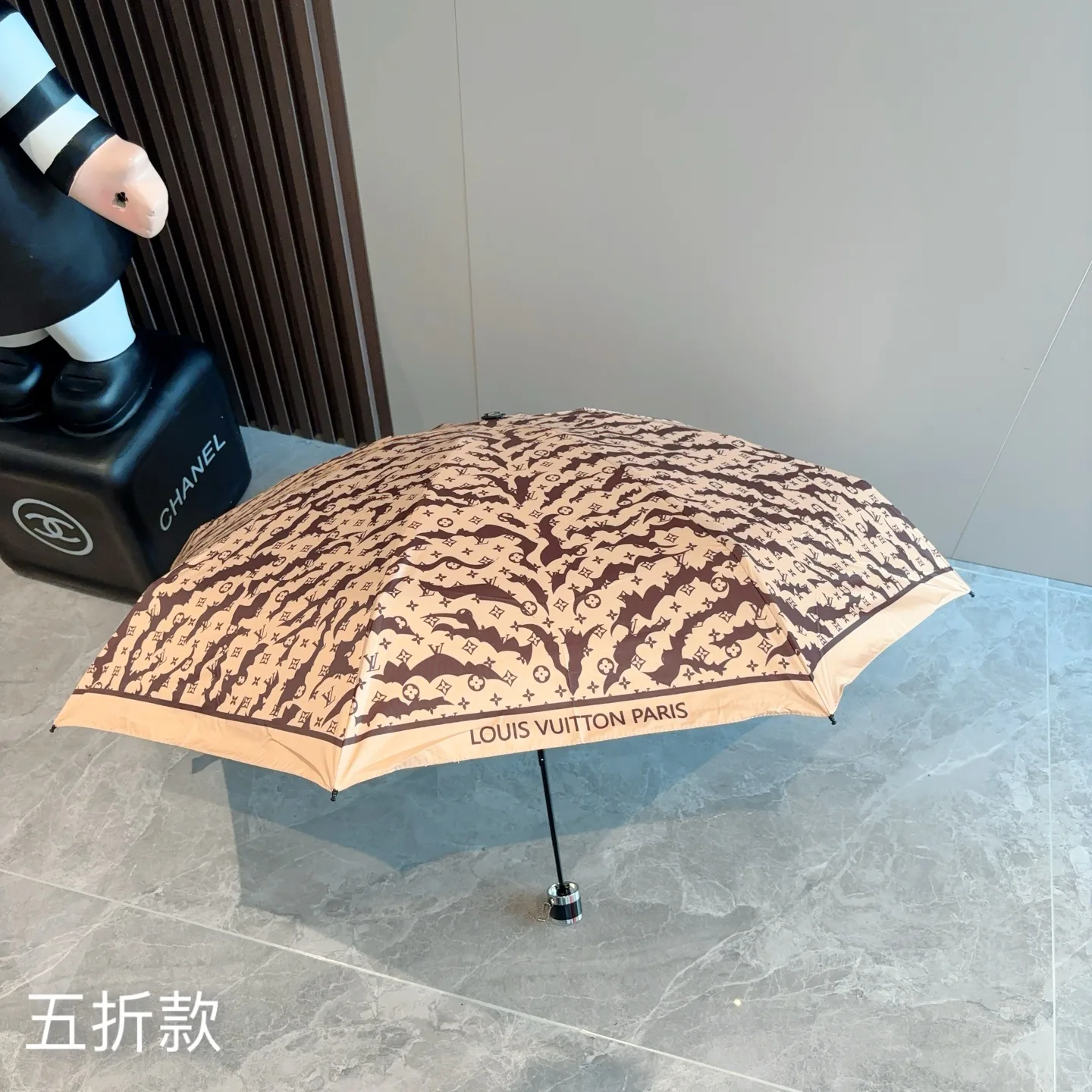 Зонты Louis Vuitton 1618373