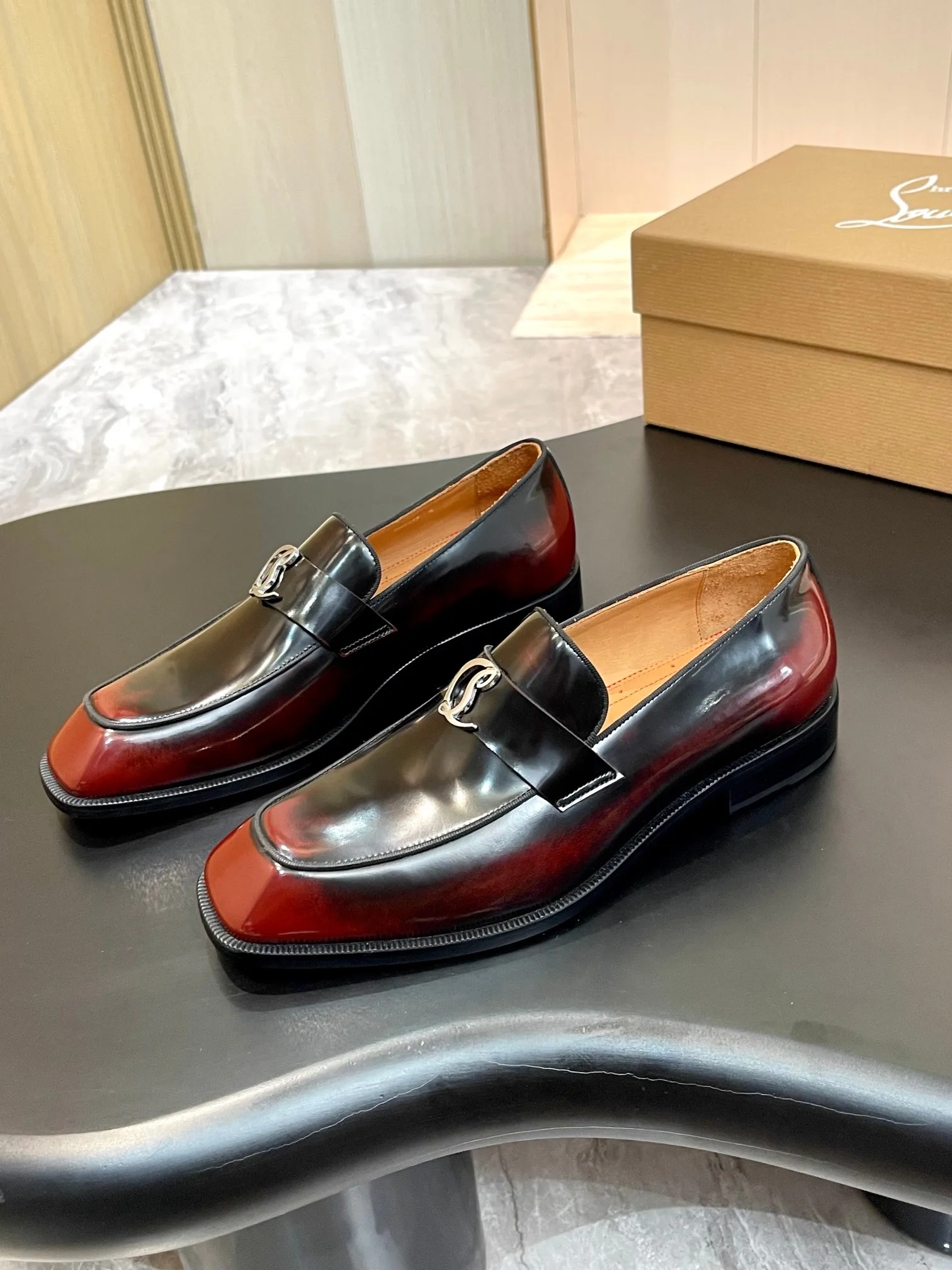 Лоферы И Туфли Мужские Christian Louboutin 18119113