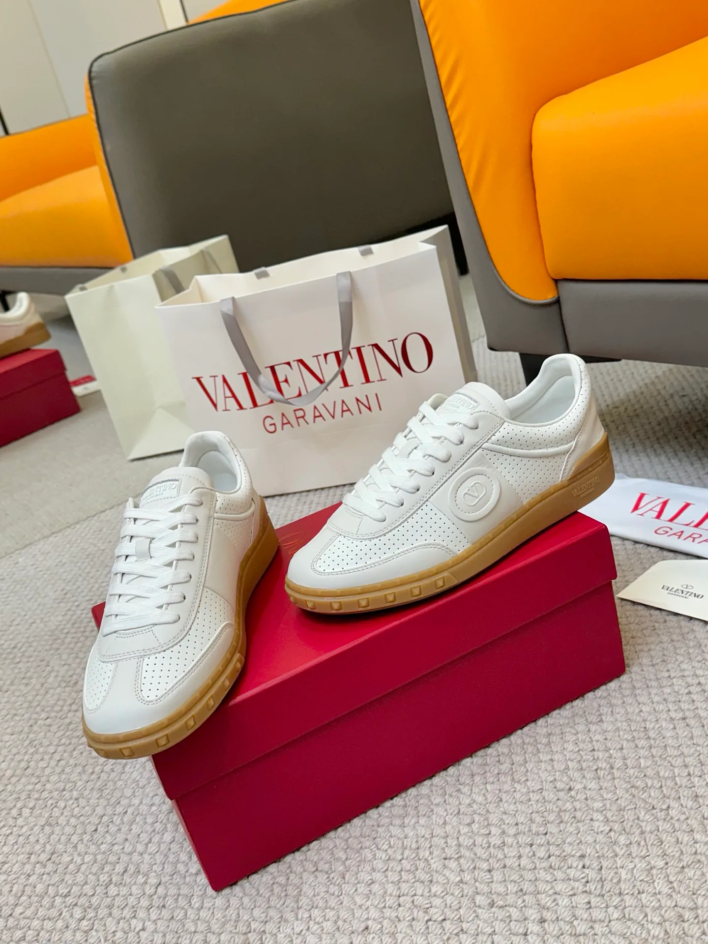 Кроссовки Женские Valentino 2628178