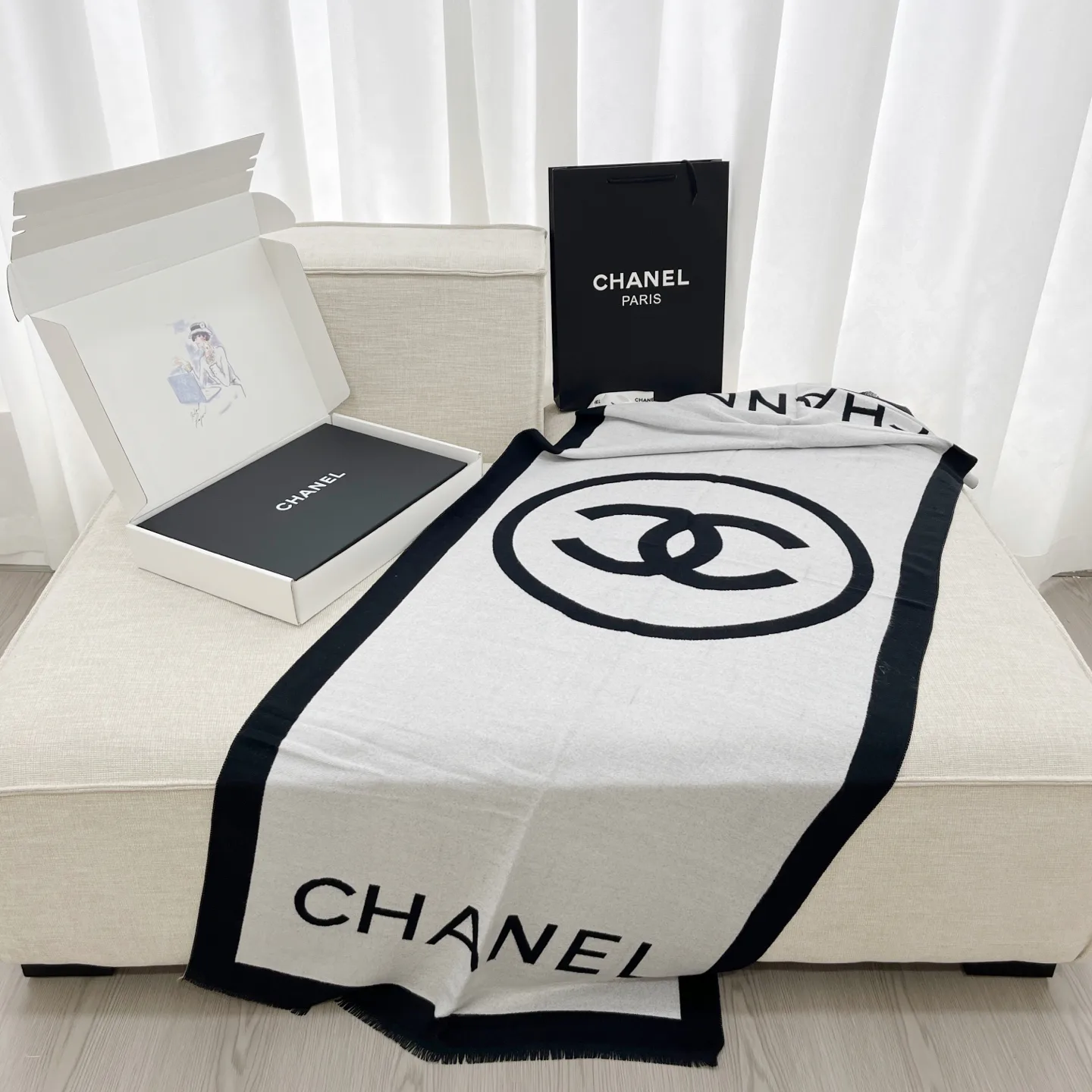 Шарфы Chanel 117416