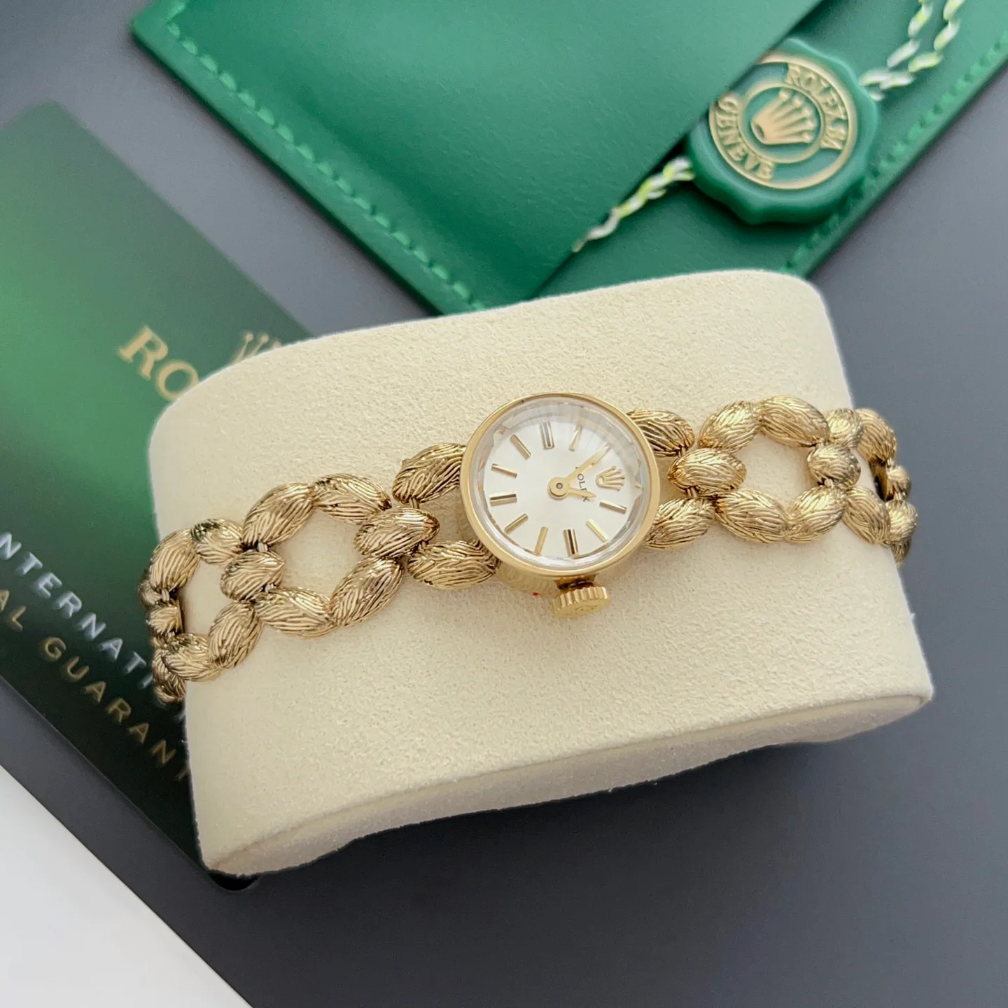Часы Женские Rolex 18463449