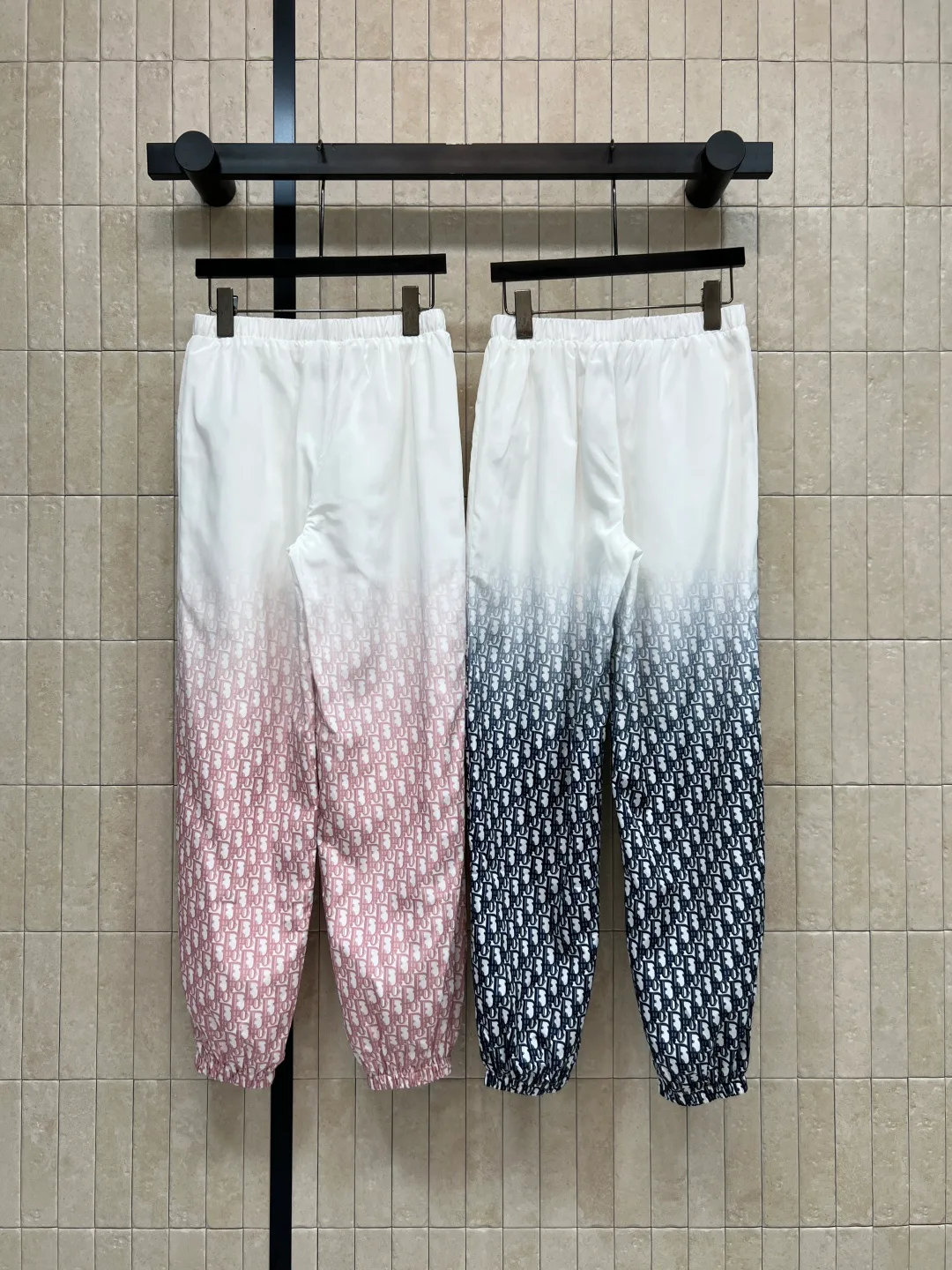 Шорты Женские Christian Dior 11697975