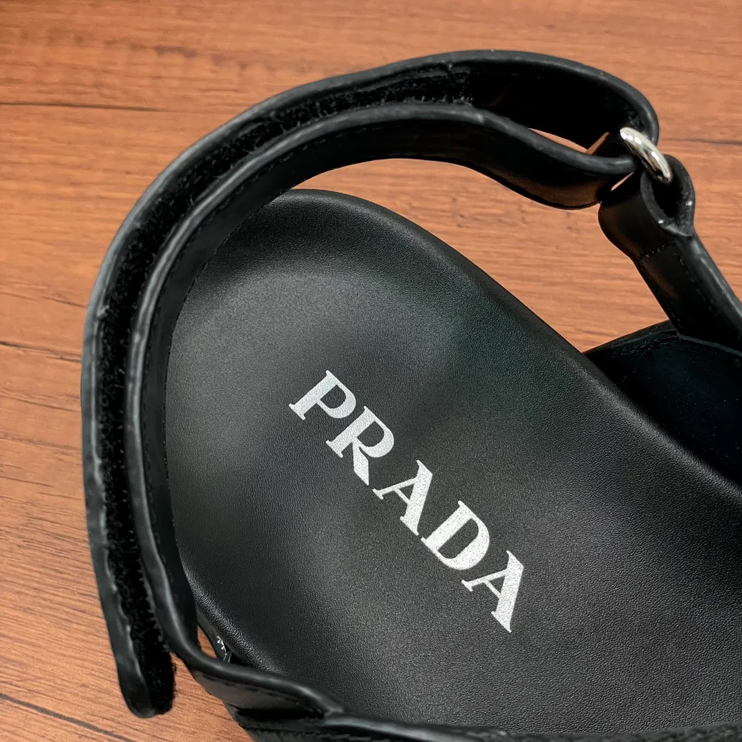Сандалии Мужские Prada 17280274