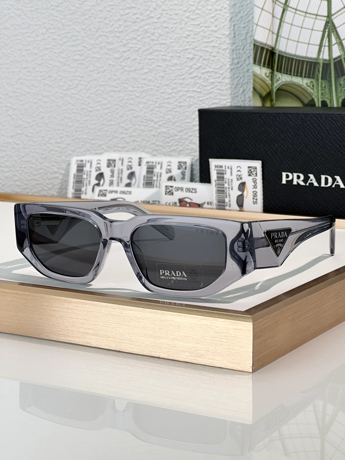 Очки Prada 18164407