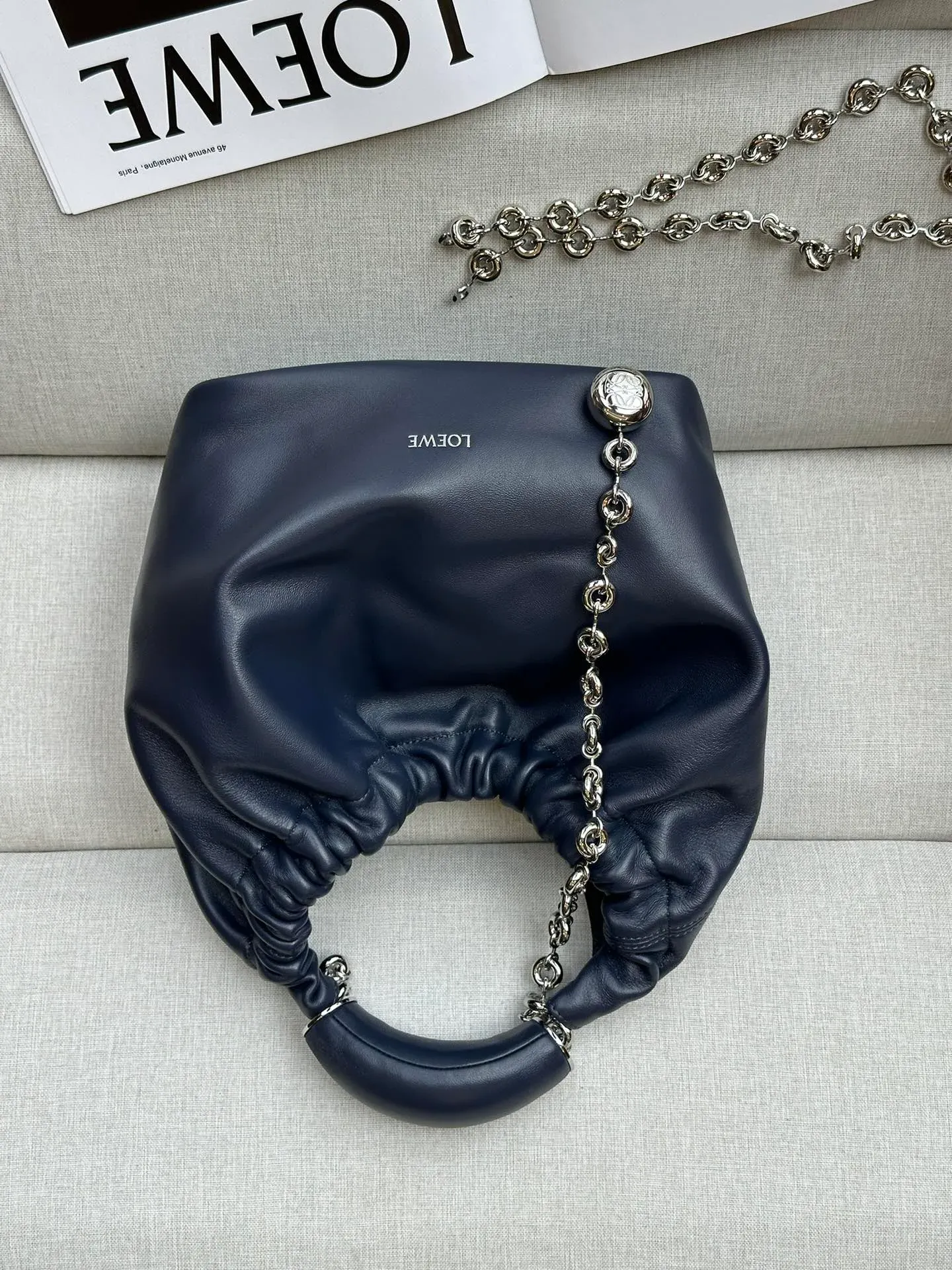 Классические Сумки Женские Loewe 690185