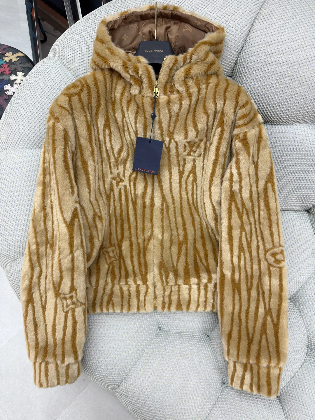 Куртки И Пуховики Мужские Louis Vuitton 4539544