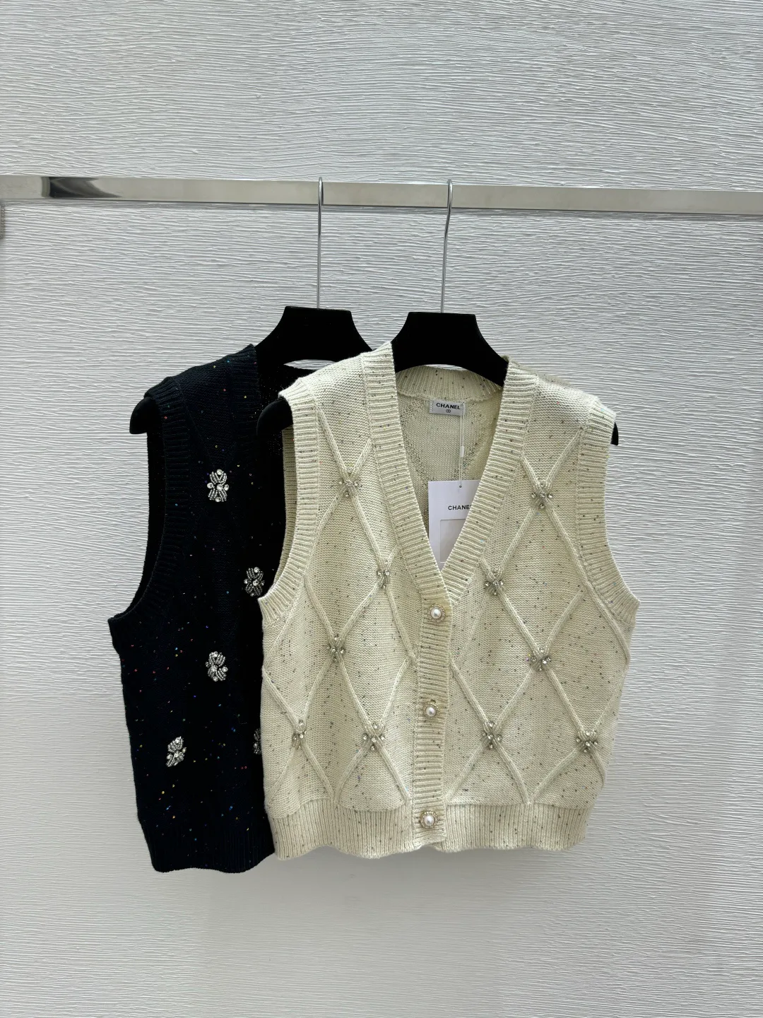 Жилеты Женские Chanel 11936027