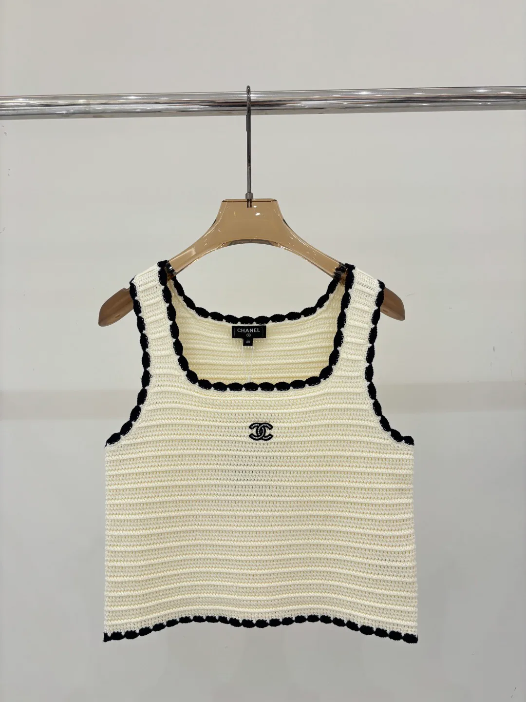 Жилеты Женские Chanel 13170020