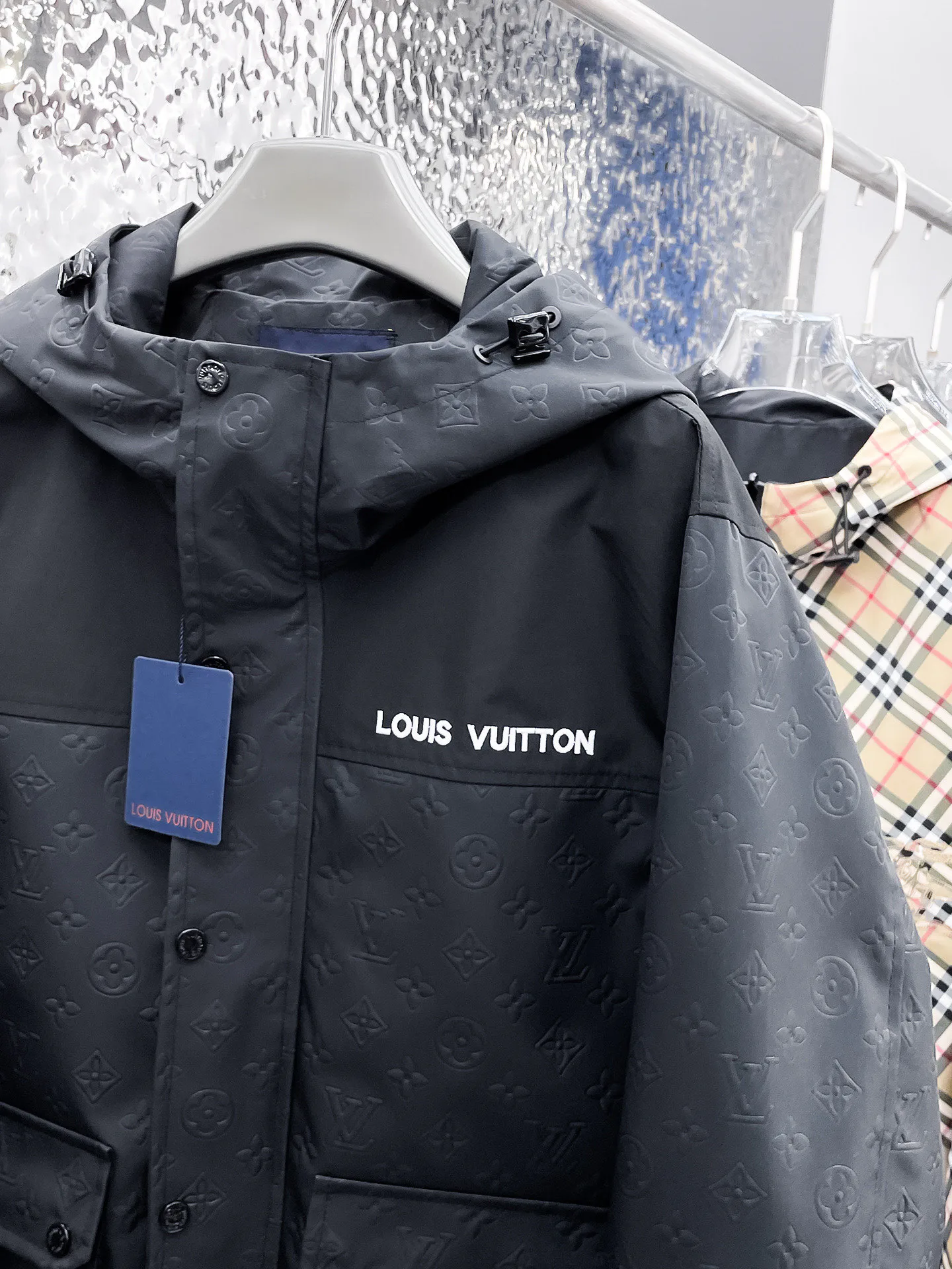 Куртки И Пуховики Мужские Louis Vuitton 9352359