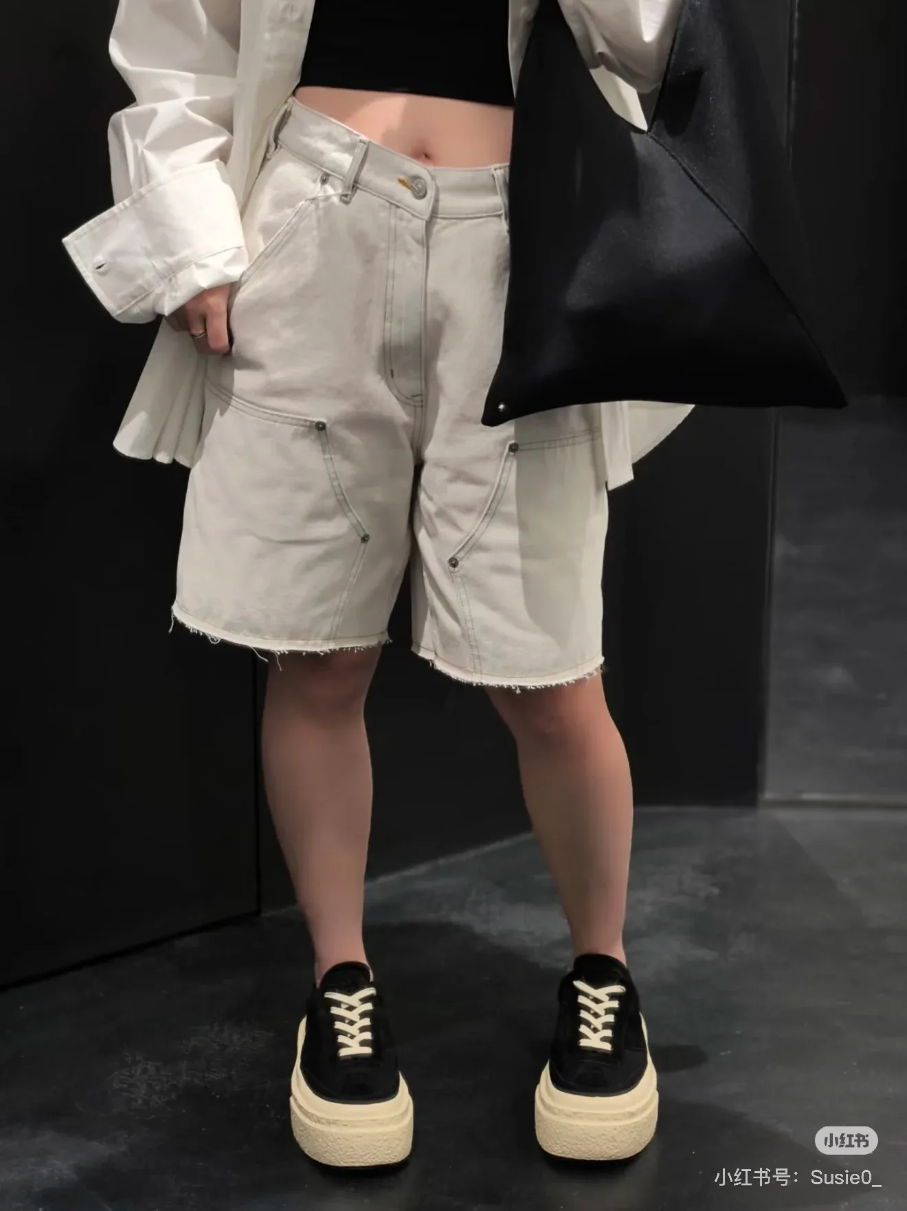 Шорты Женские Maison Margiela 35422