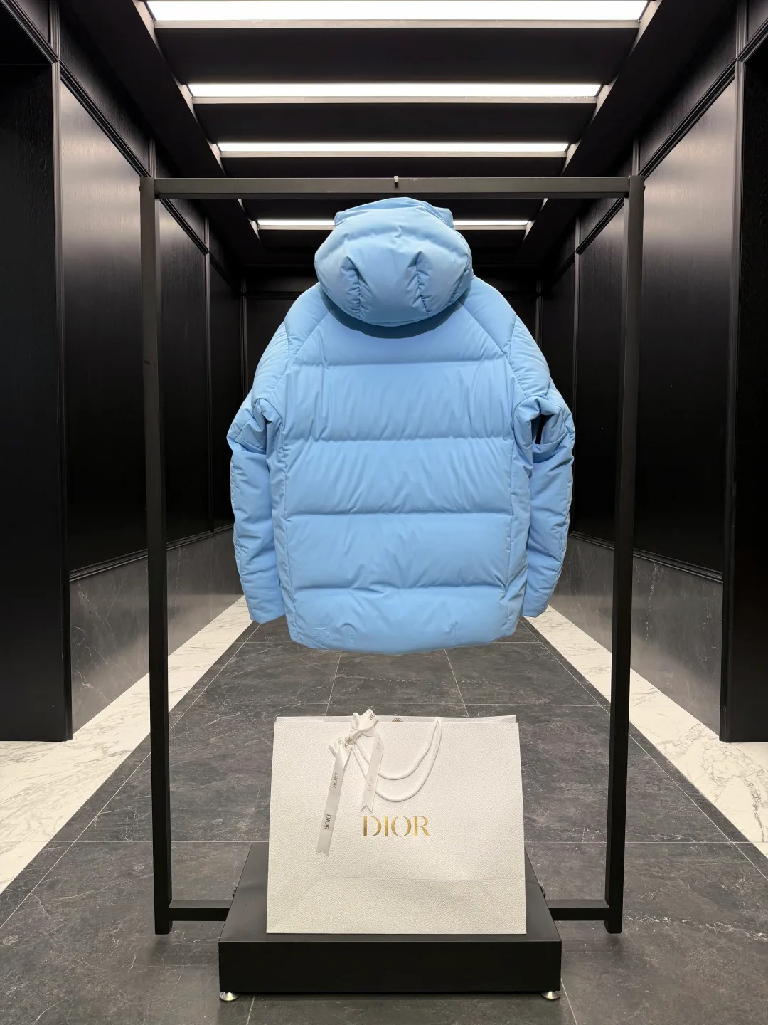 Куртки И Пуховики Женские Christian Dior 18007712