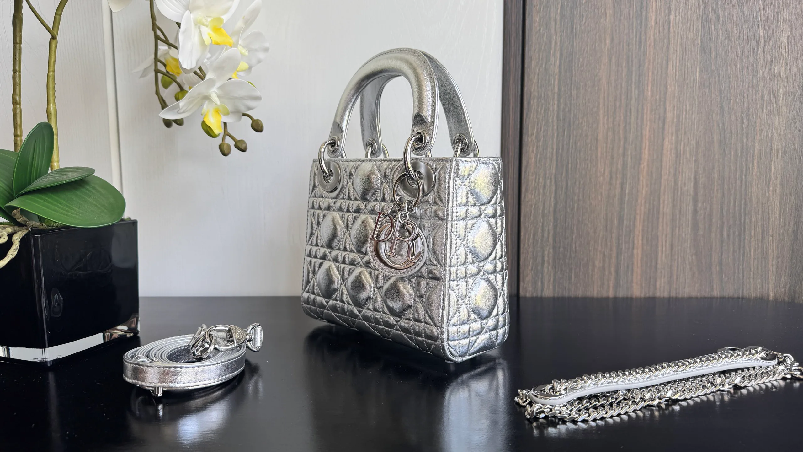 Классические Сумки Женские Christian Dior 17463956