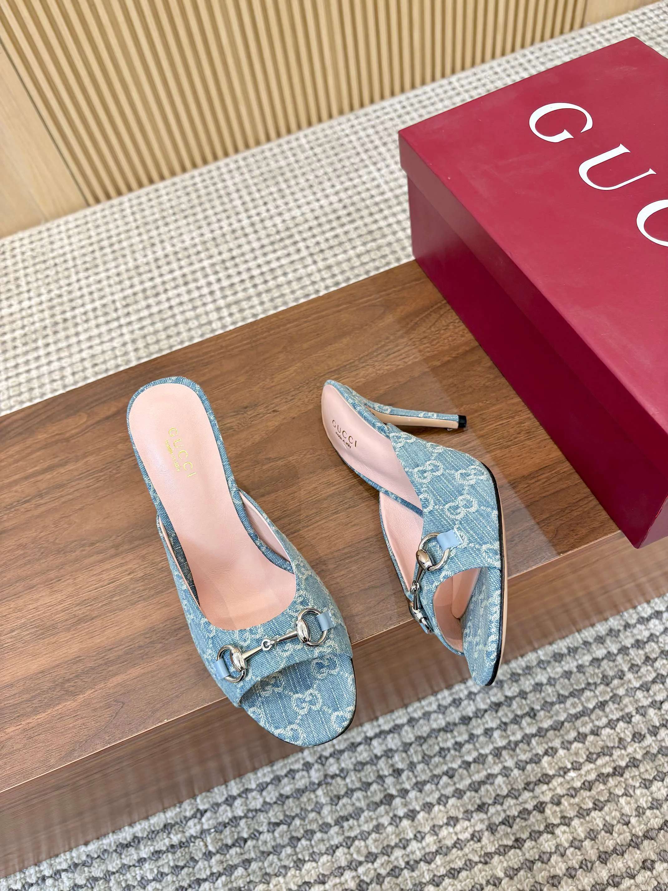 Босоножки Женские Gucci 11529298