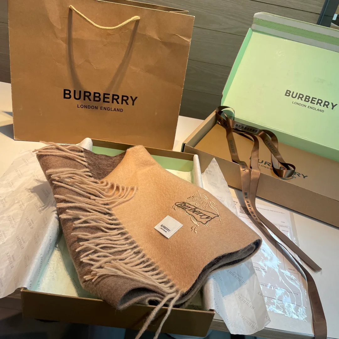 Шарфы Burberry 1973732