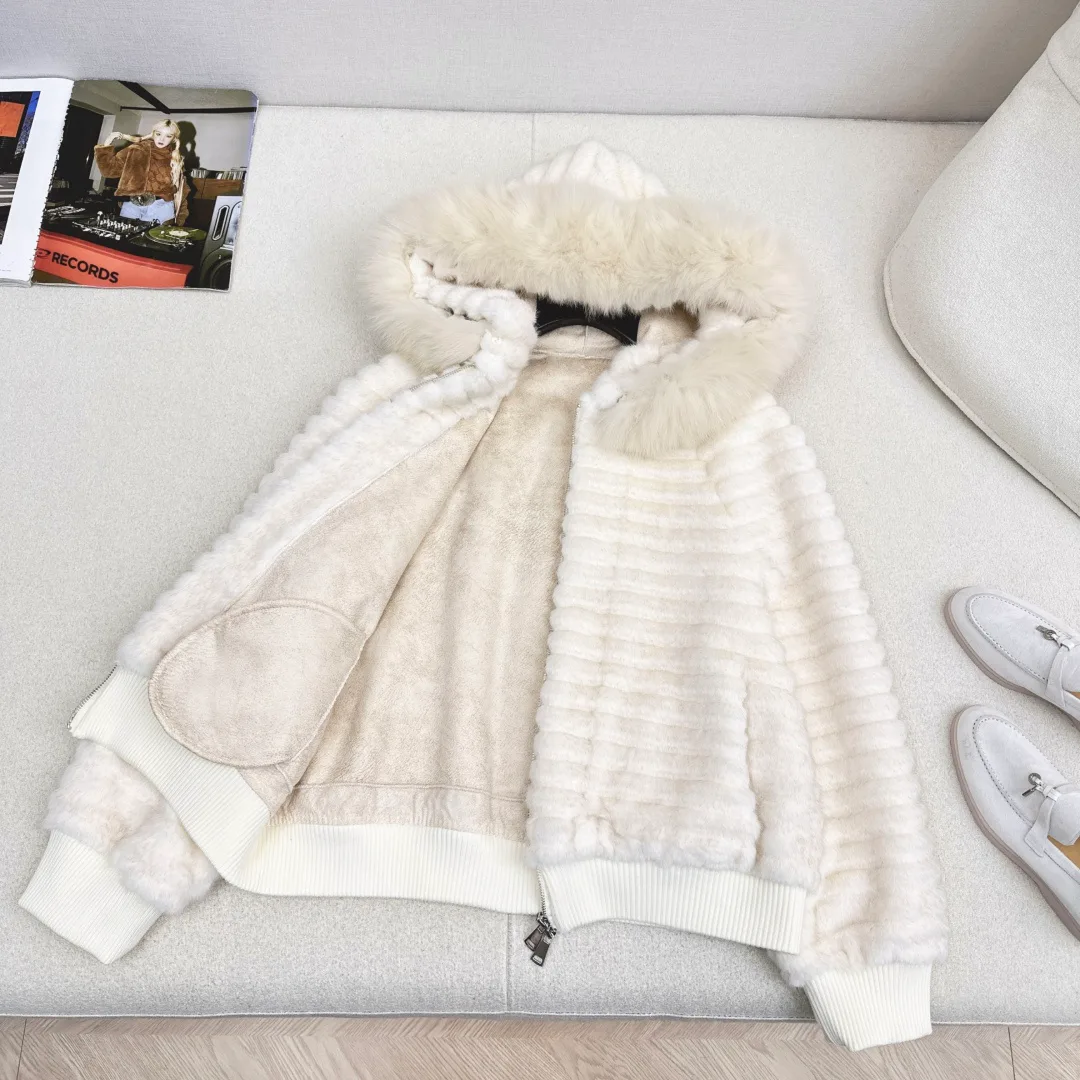 Куртки И Пуховики Женские Fendi 548692