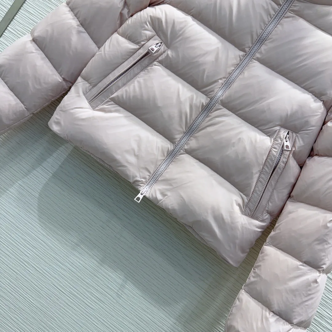 Куртки И Пуховики Женские Moncler 19284191