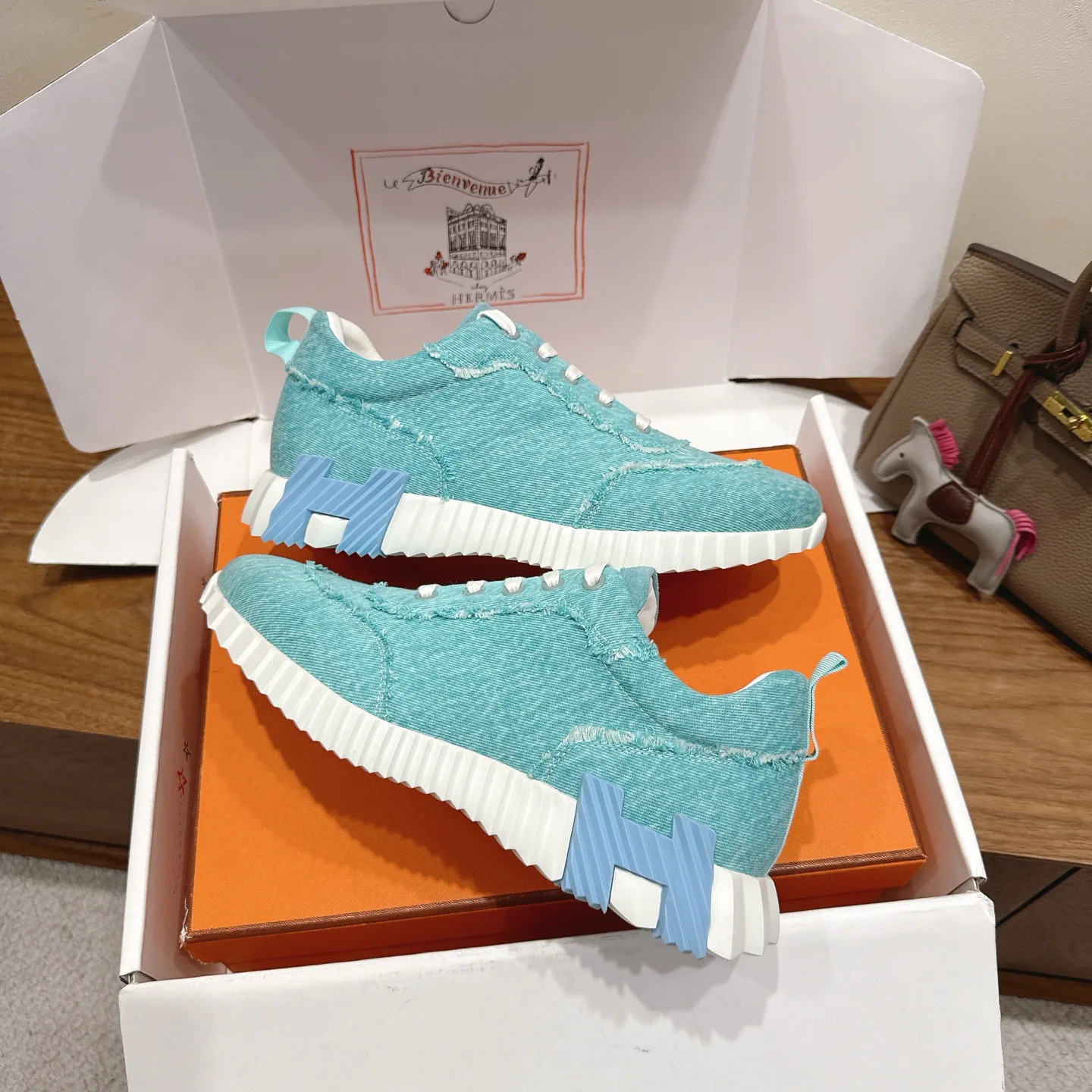 Кроссовки Женские Hermes 4214615