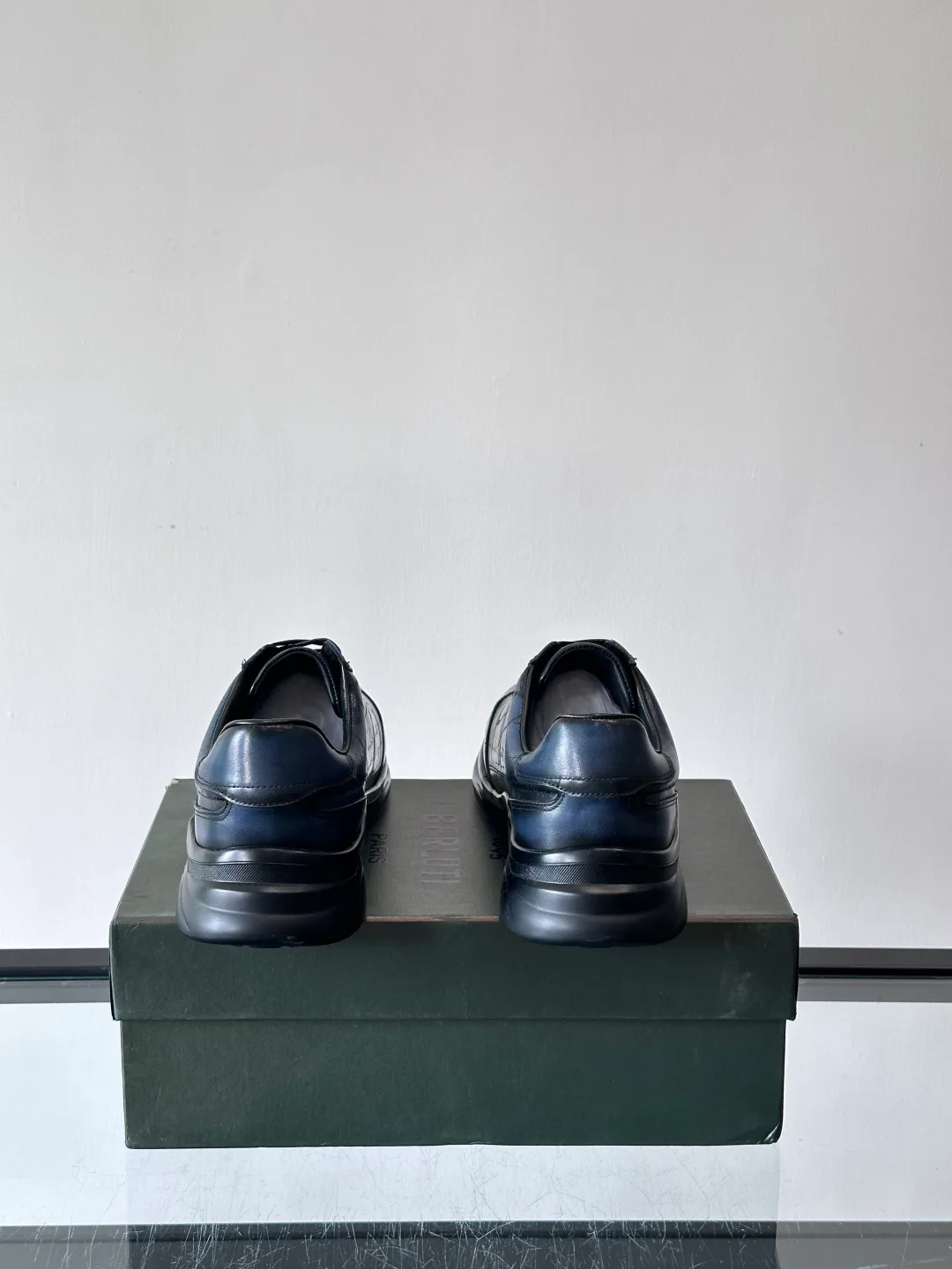 Кроссовки Мужские Berluti 284124