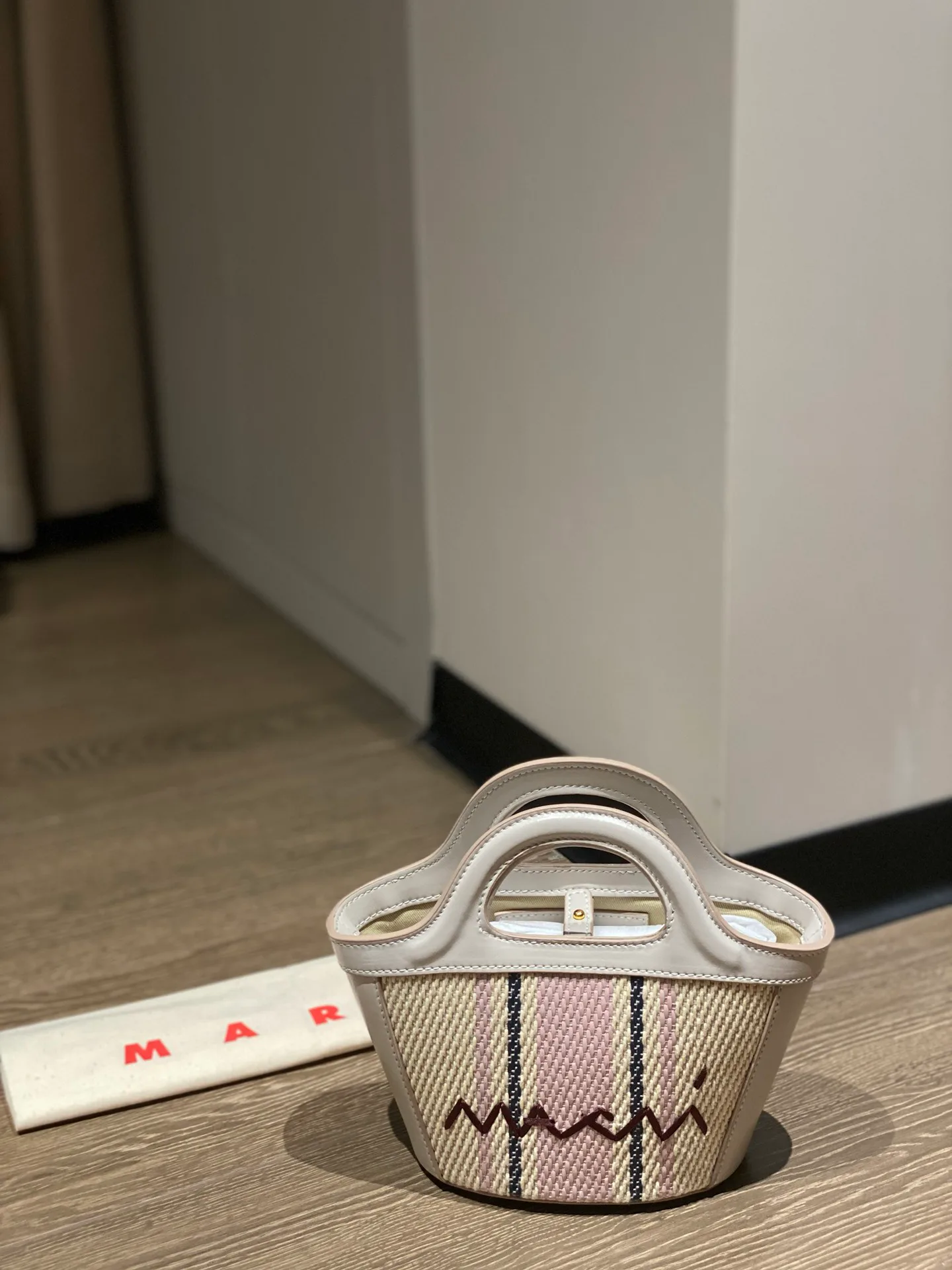 Классические Сумки Женские Marni 11111699