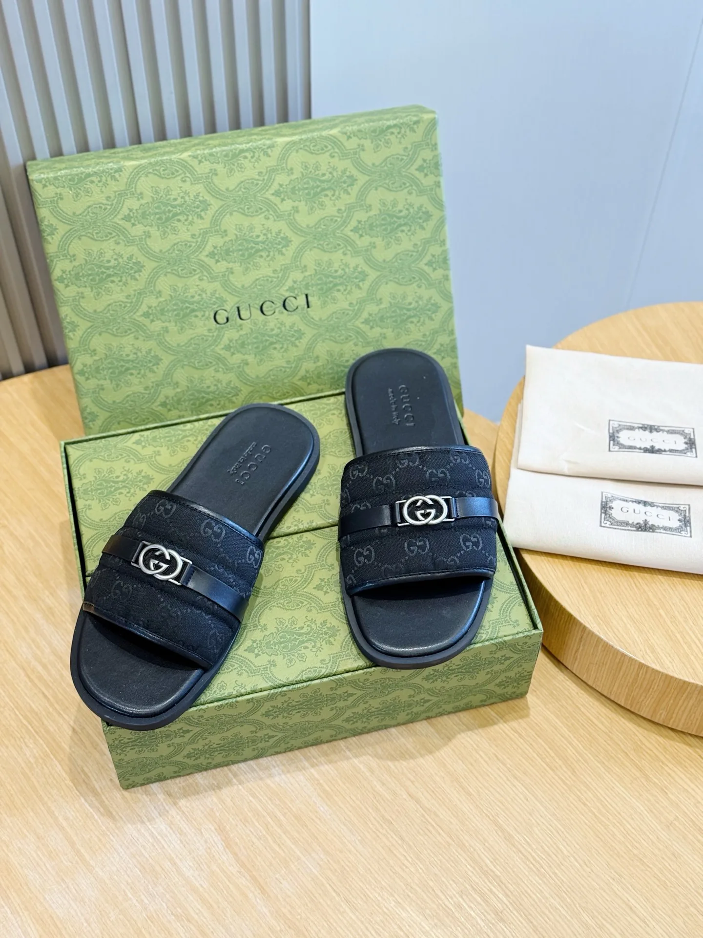 Шлепанцы Мужские Gucci 17349631