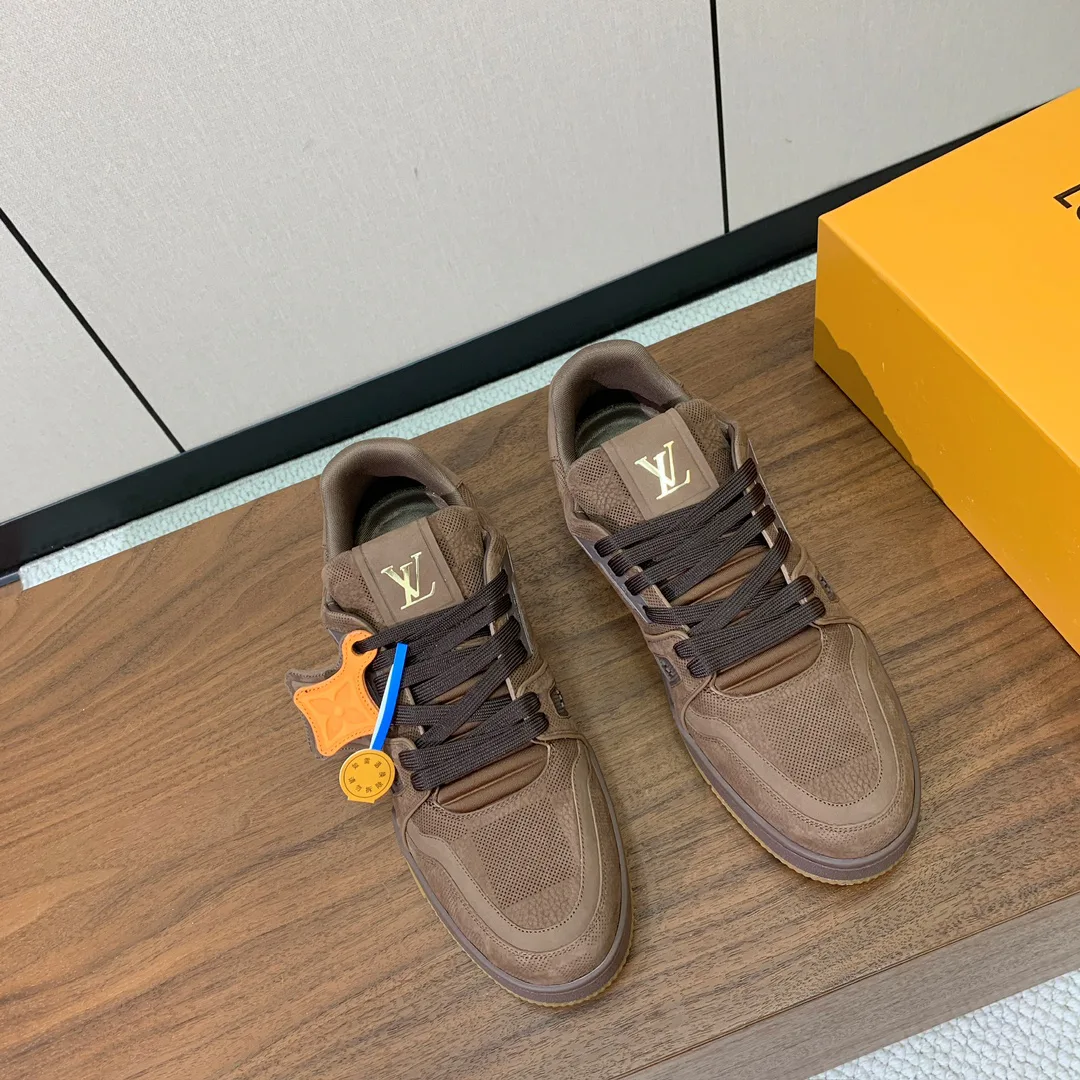 Кроссовки Женские Louis Vuitton 10236191